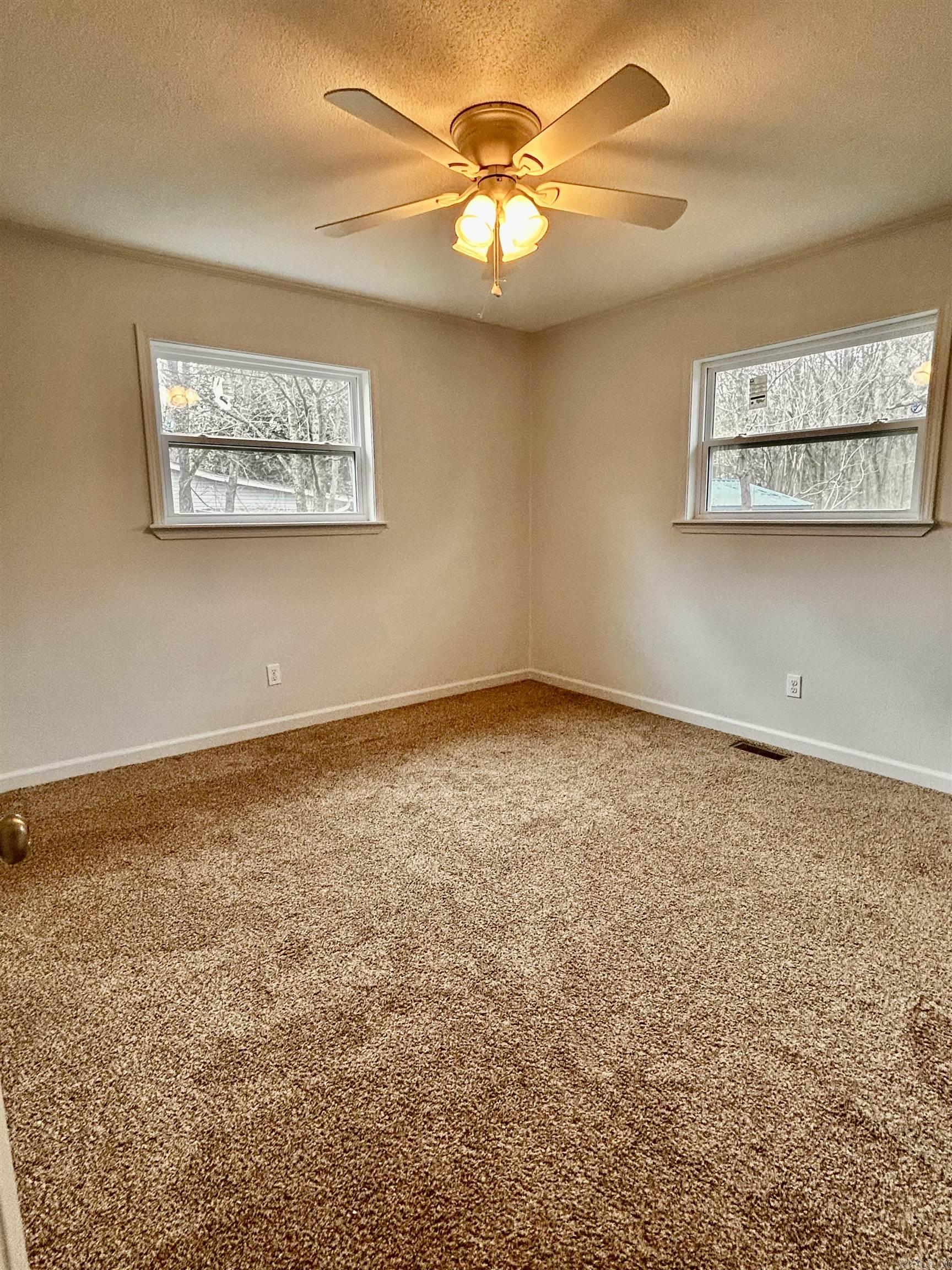 Hamilton Crest - Residential