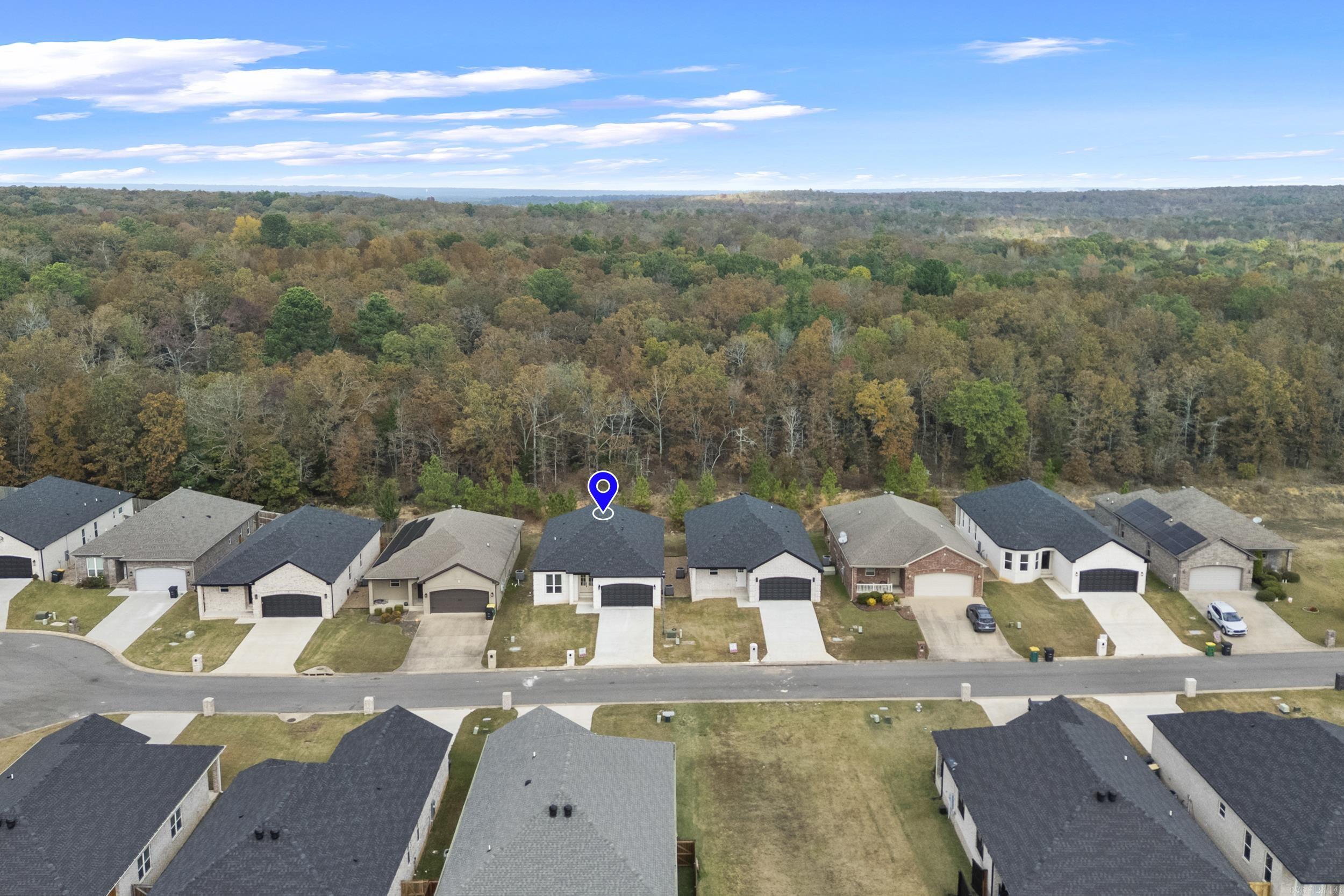 WANDERING RIDGE - Residential