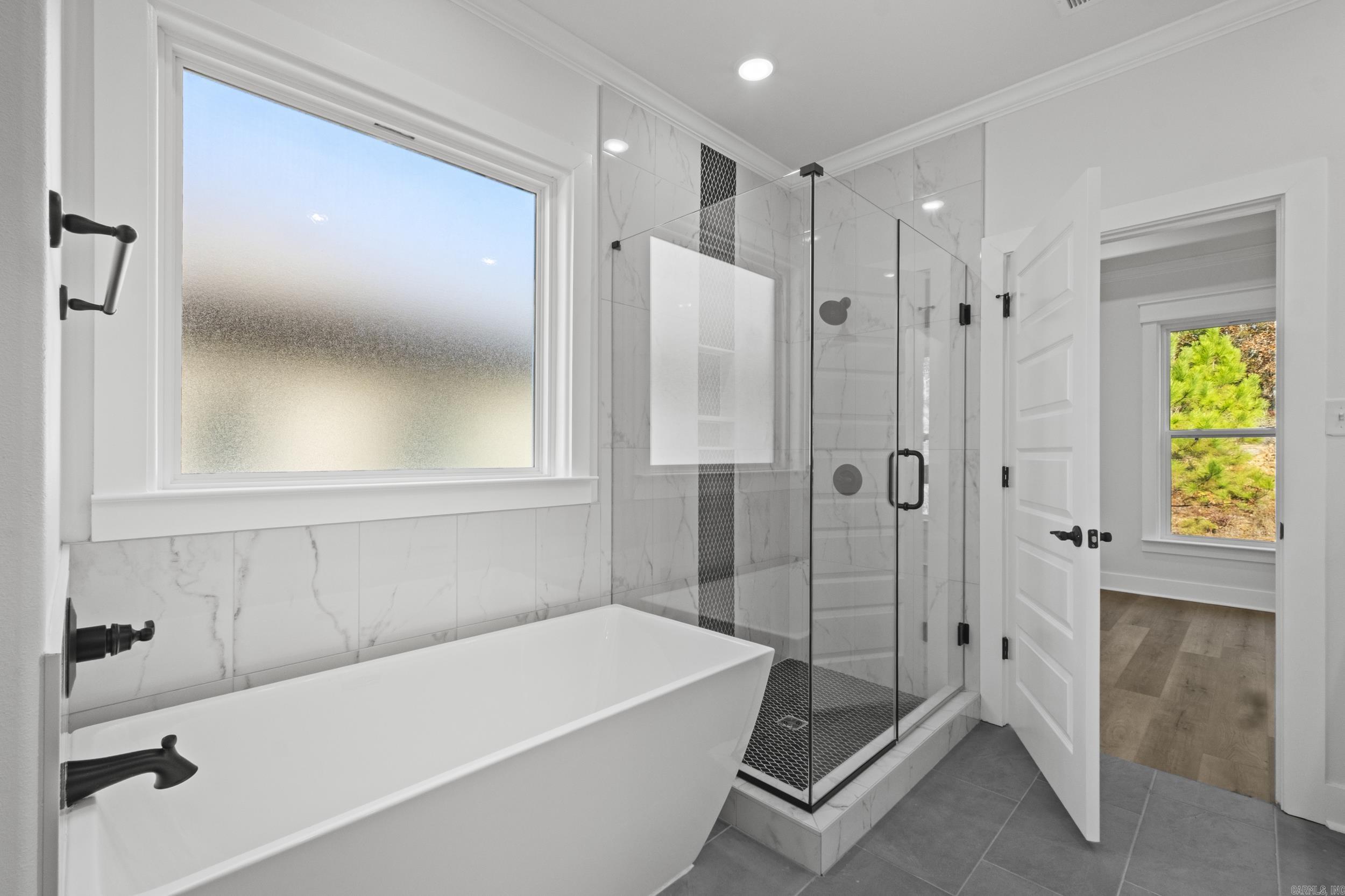 WANDERING RIDGE - Residential