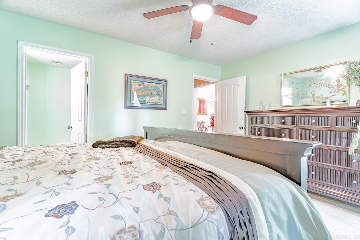 HUNTERS RUN - Residential