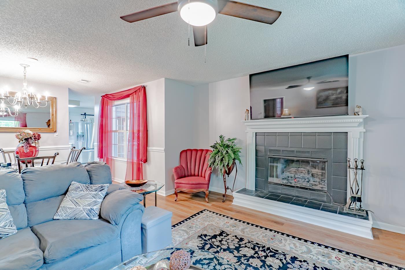 HUNTERS RUN - Residential