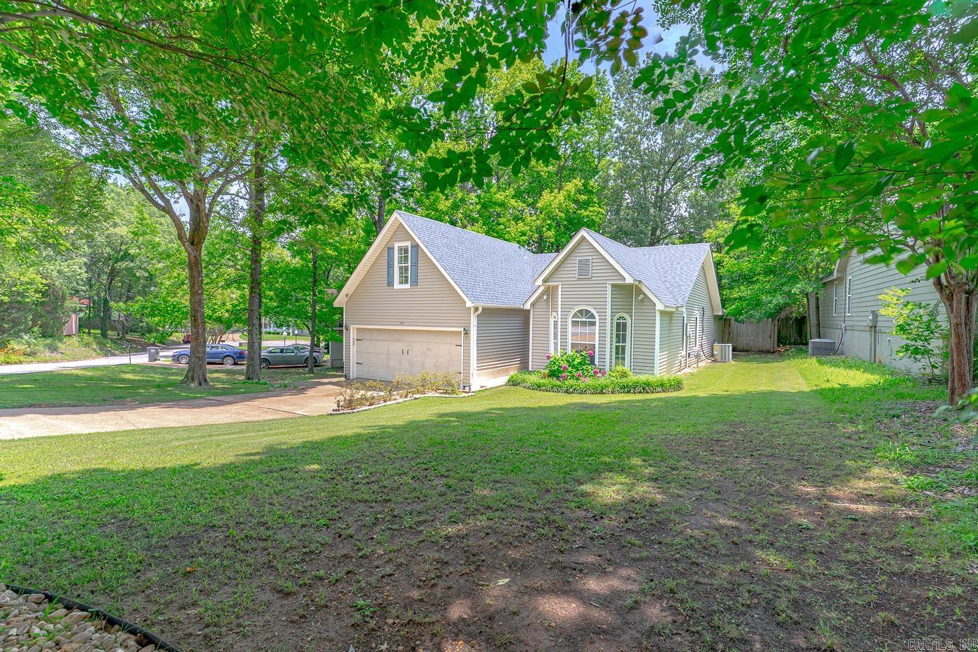 HUNTERS RUN - Residential