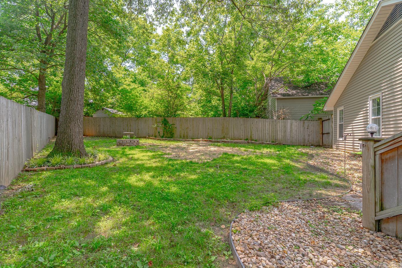 HUNTERS RUN - Residential