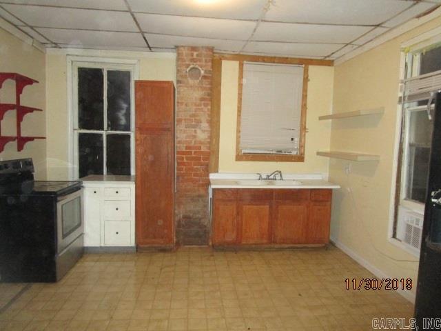 10-2N-13 - Residential Lease