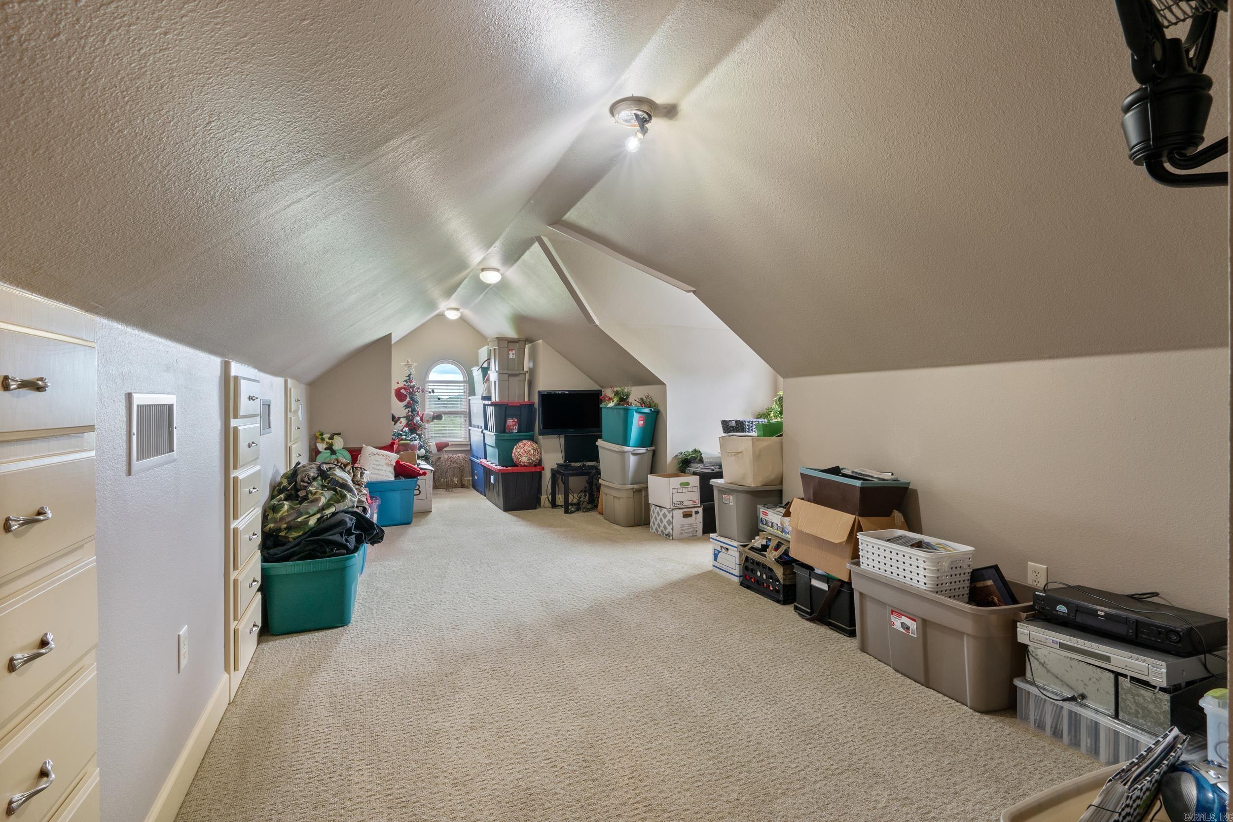 MEADOW RIDGE ESTATES - Residential