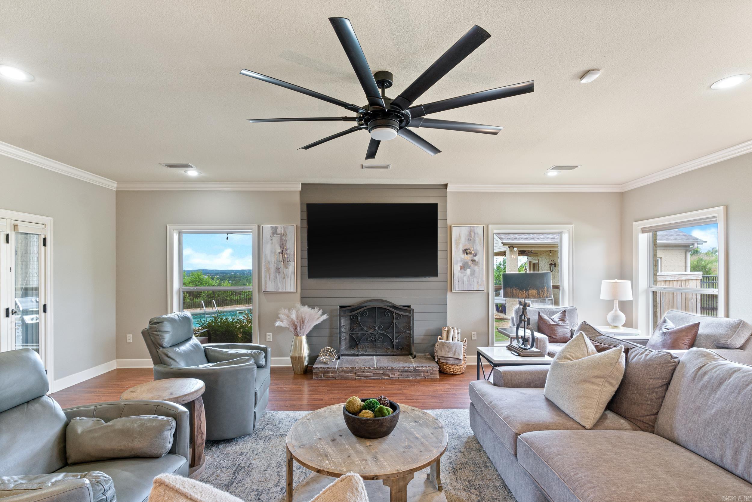 MEADOW RIDGE ESTATES - Residential