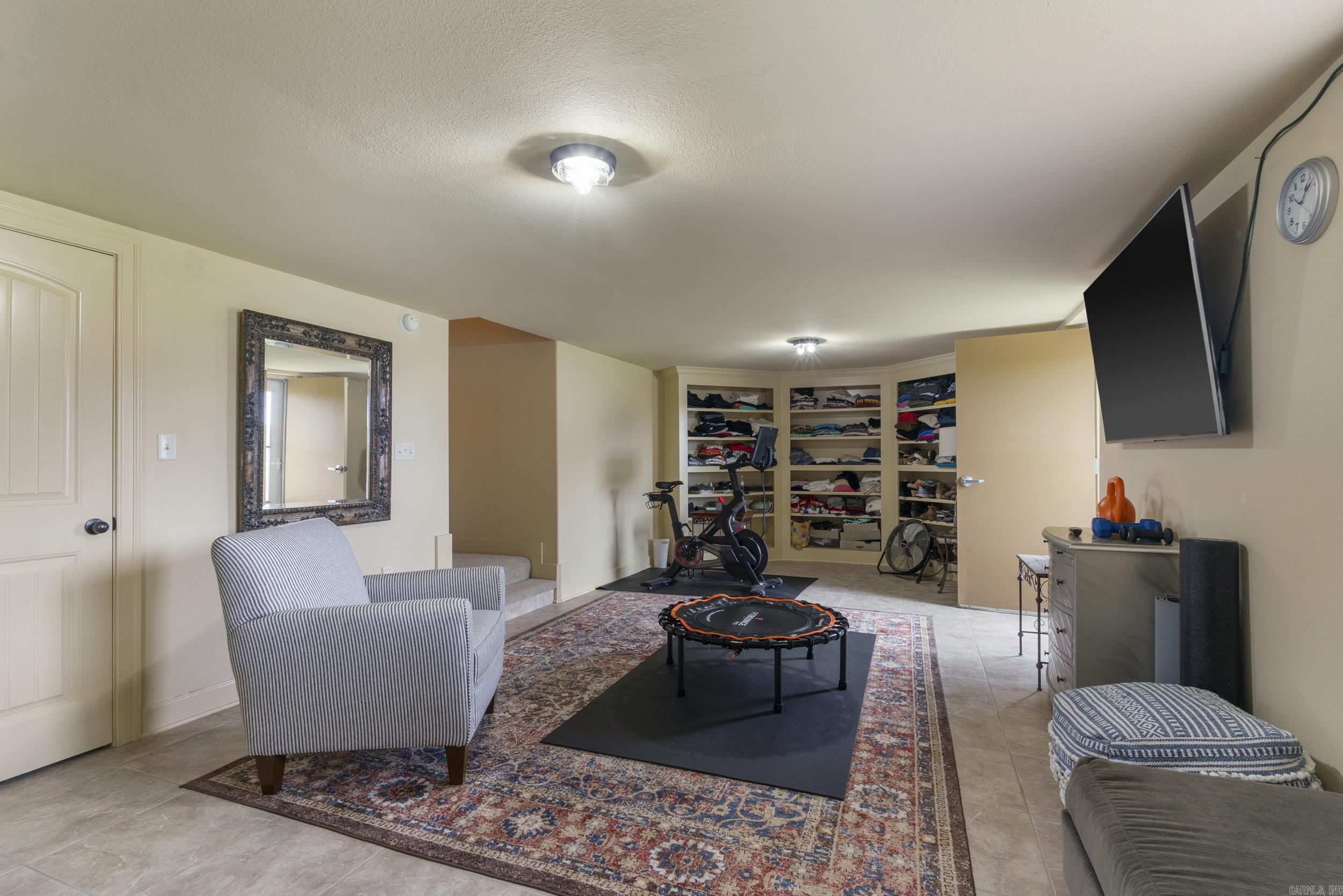 MEADOW RIDGE ESTATES - Residential