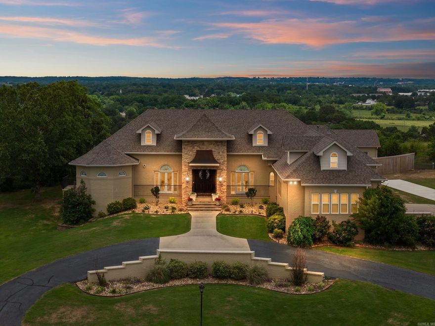 Introducing the ultimate luxury retreat in Conway! This exclusive property boasts 5 bedrooms, 5 bathrooms, including a stunning pool house with a half bath. Nestled high on a hill and 3 acres, the home offers breathtaking views from the beautiful pool, perfect for relaxing or entertaining. The spacious screened-in porch and open living area provide the ideal setting for gatherings and relaxation. With a 3-car garage, this property is truly a one-of-a-kind gem. Don't miss out on this special opportunity - schedule your private tour today!