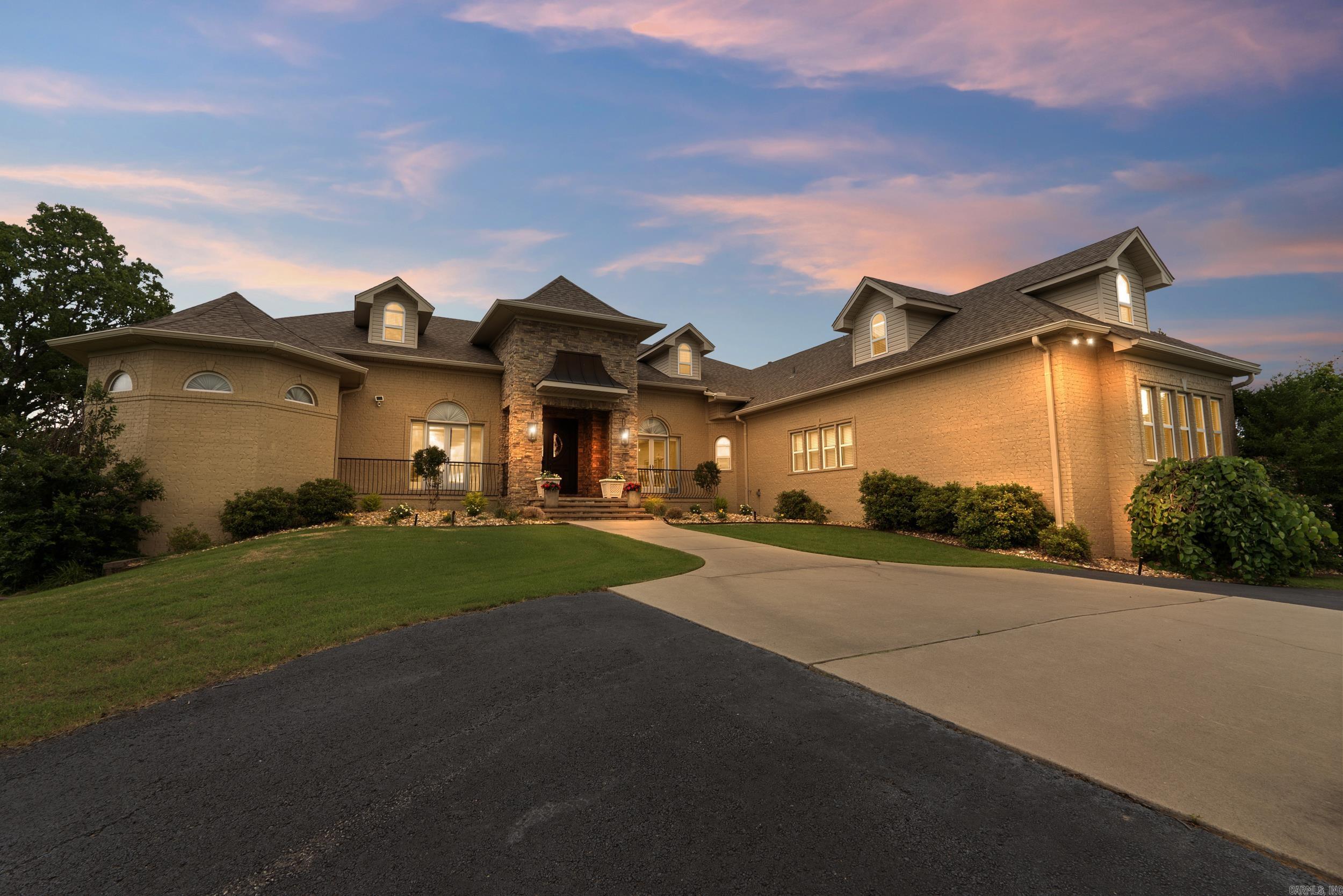 MEADOW RIDGE ESTATES - Residential