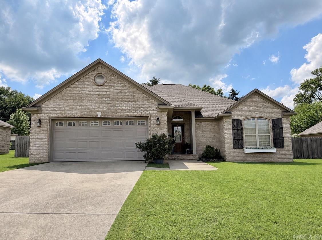 SKYLINE MEADOWS - Residential