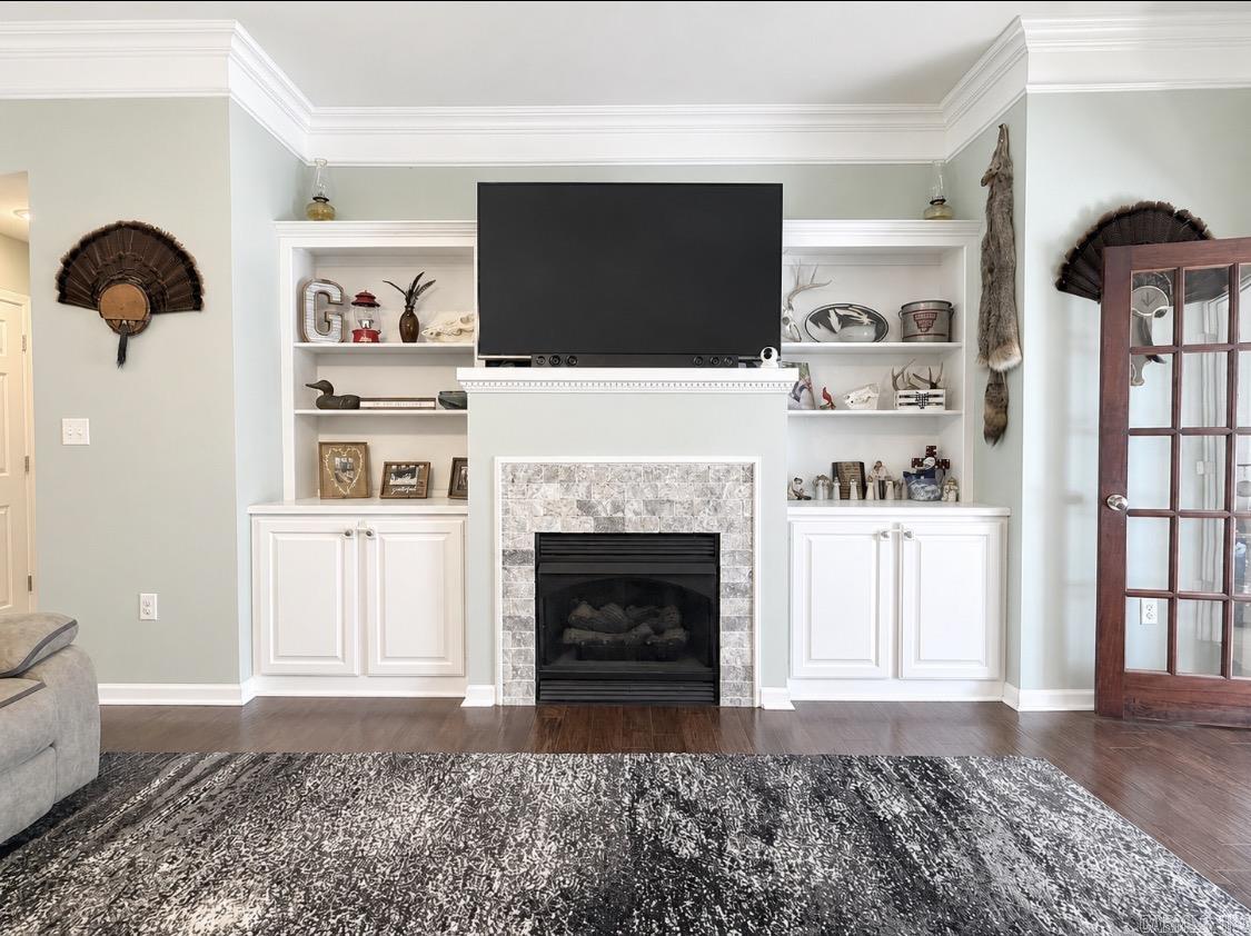 SKYLINE MEADOWS - Residential