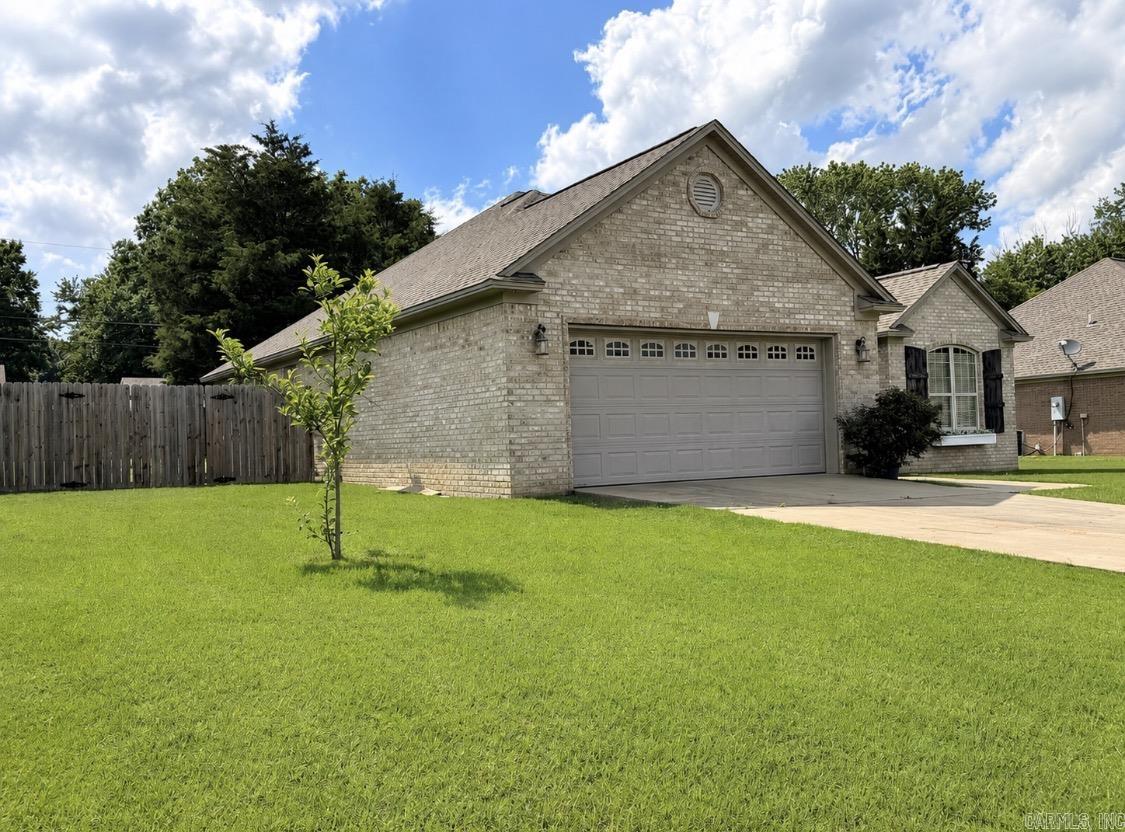 SKYLINE MEADOWS - Residential