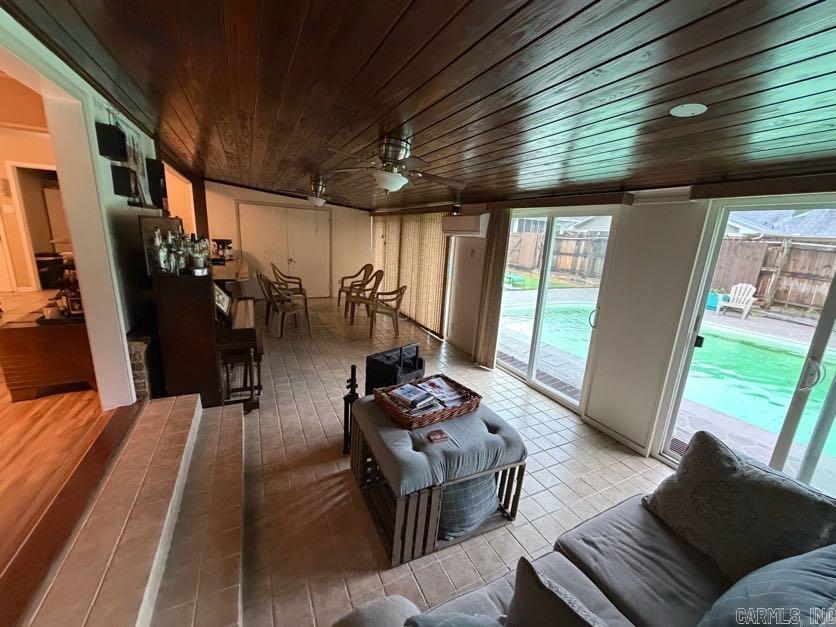 SHADOW OAKS ADDN - Residential