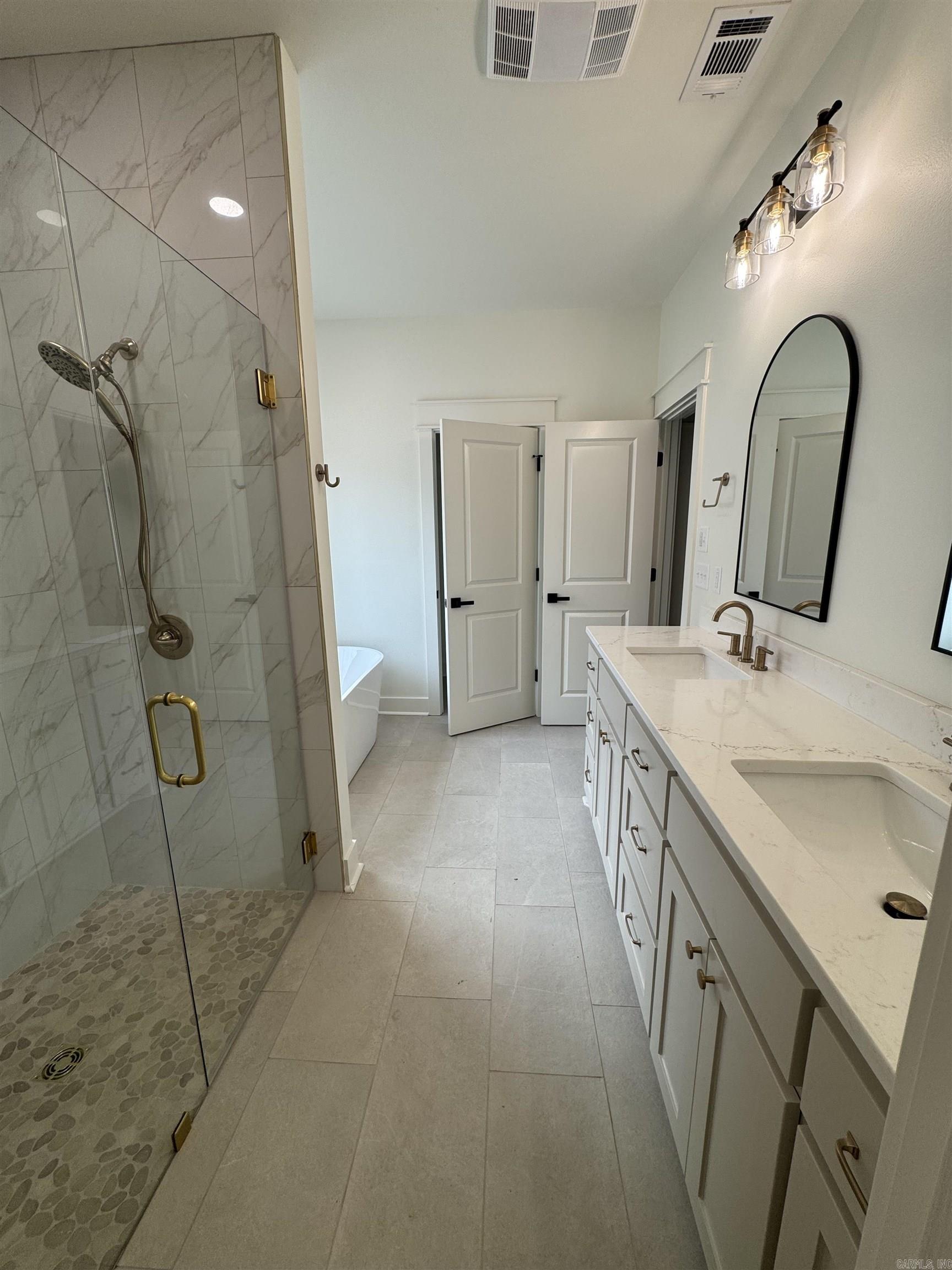 RIDGE VIEW - Residential