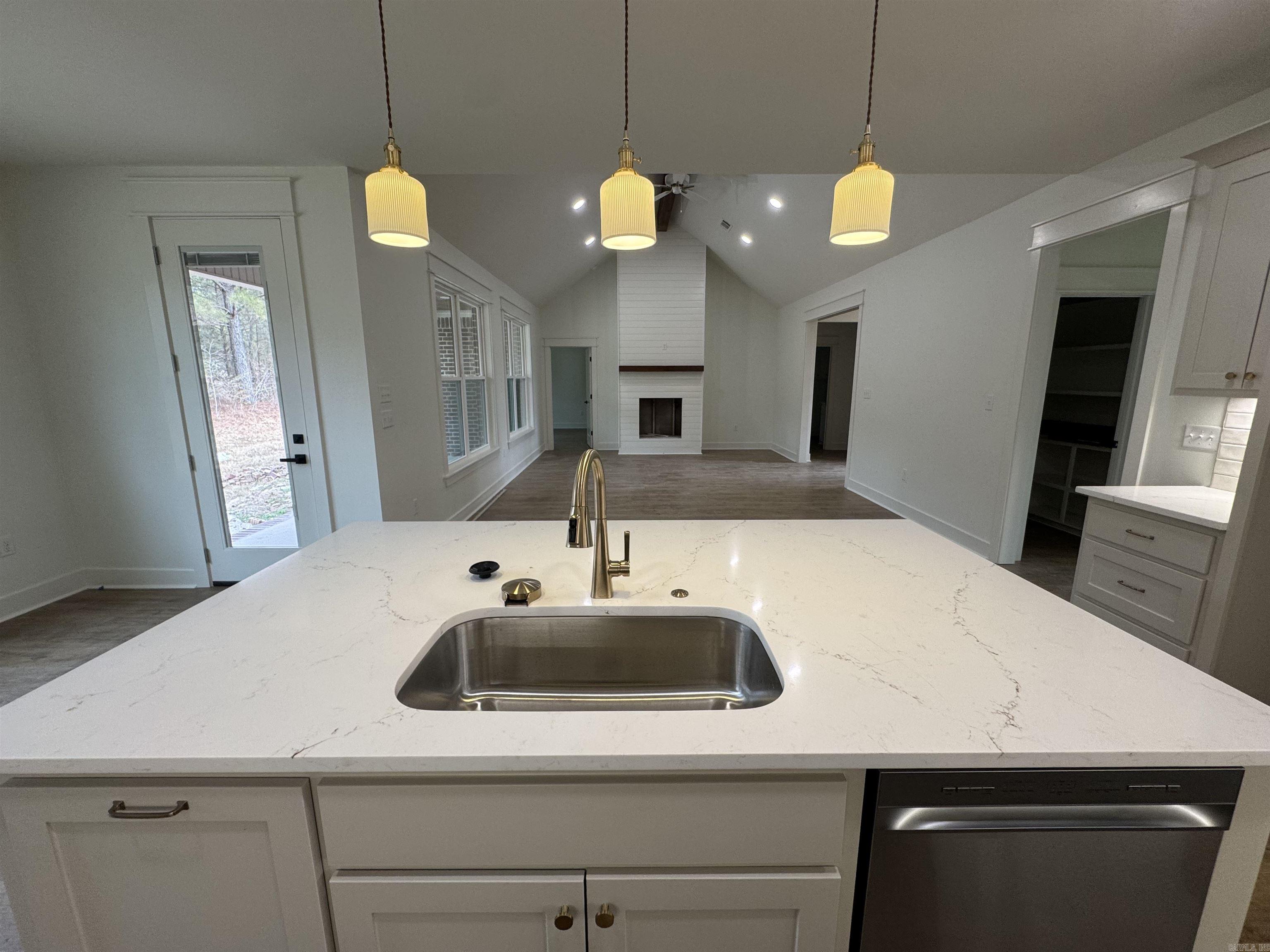 RIDGE VIEW - Residential