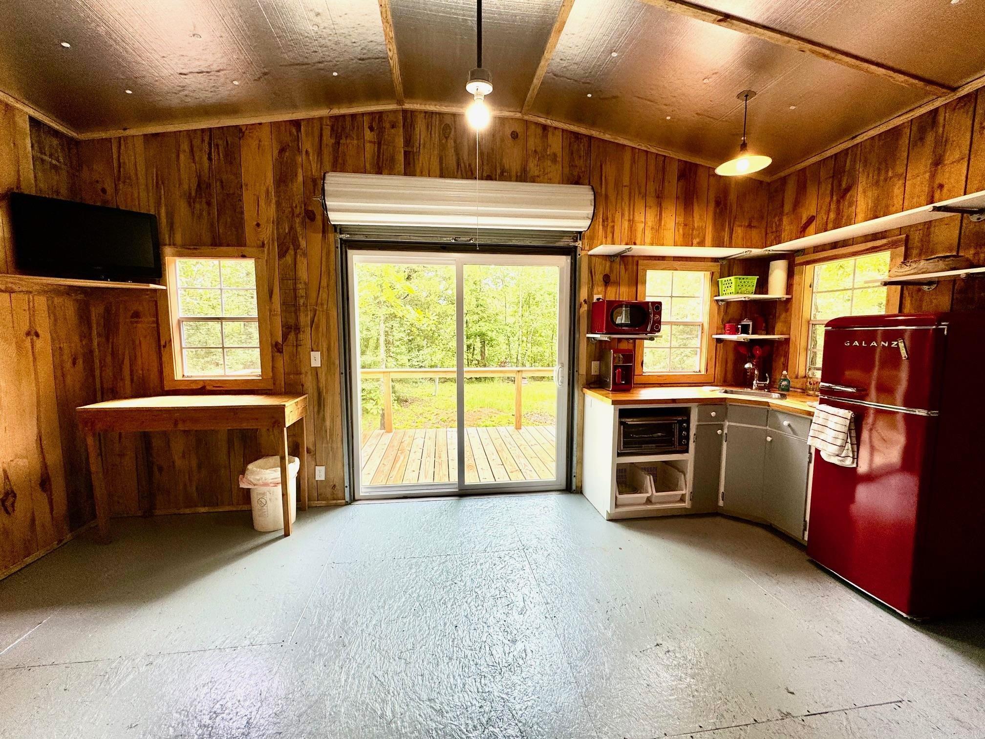 ALLEN POINT - Residential