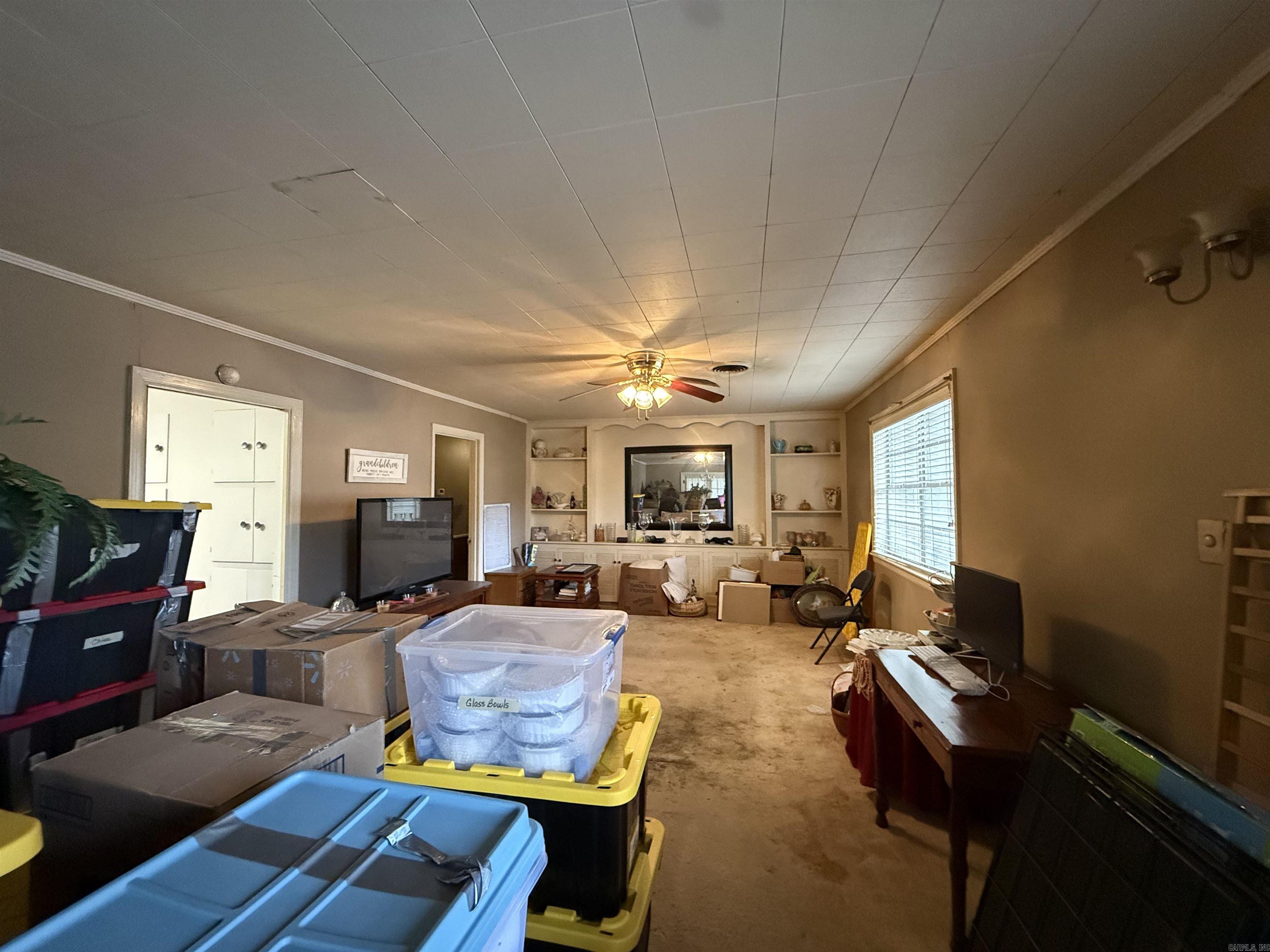 VIEW HILLS - Residential