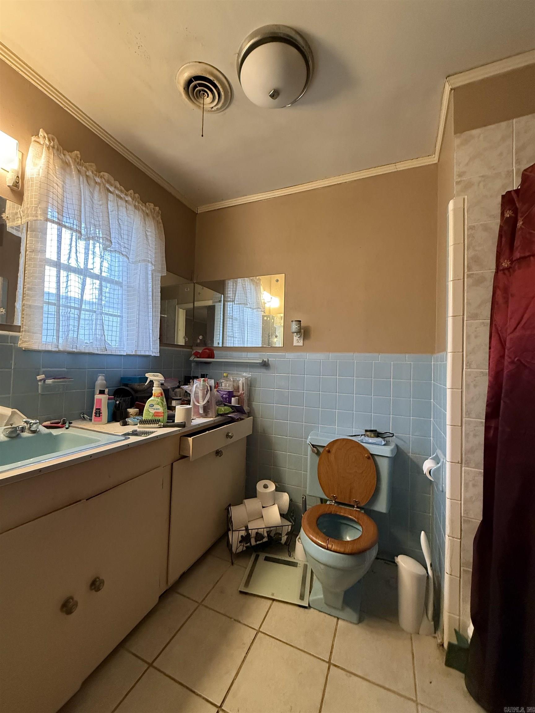 VIEW HILLS - Residential