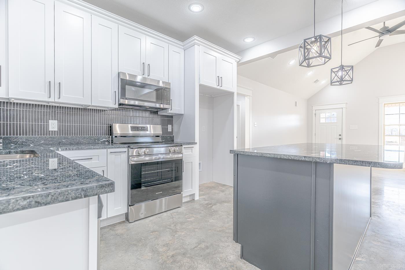 REDWOOD SUBDIVISION CORRECTION P - Residential