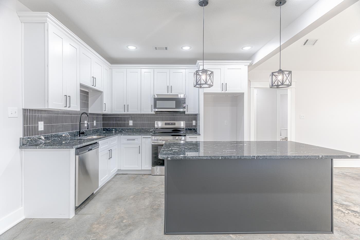 REDWOOD SUBDIVISION CORRECTION P - Residential