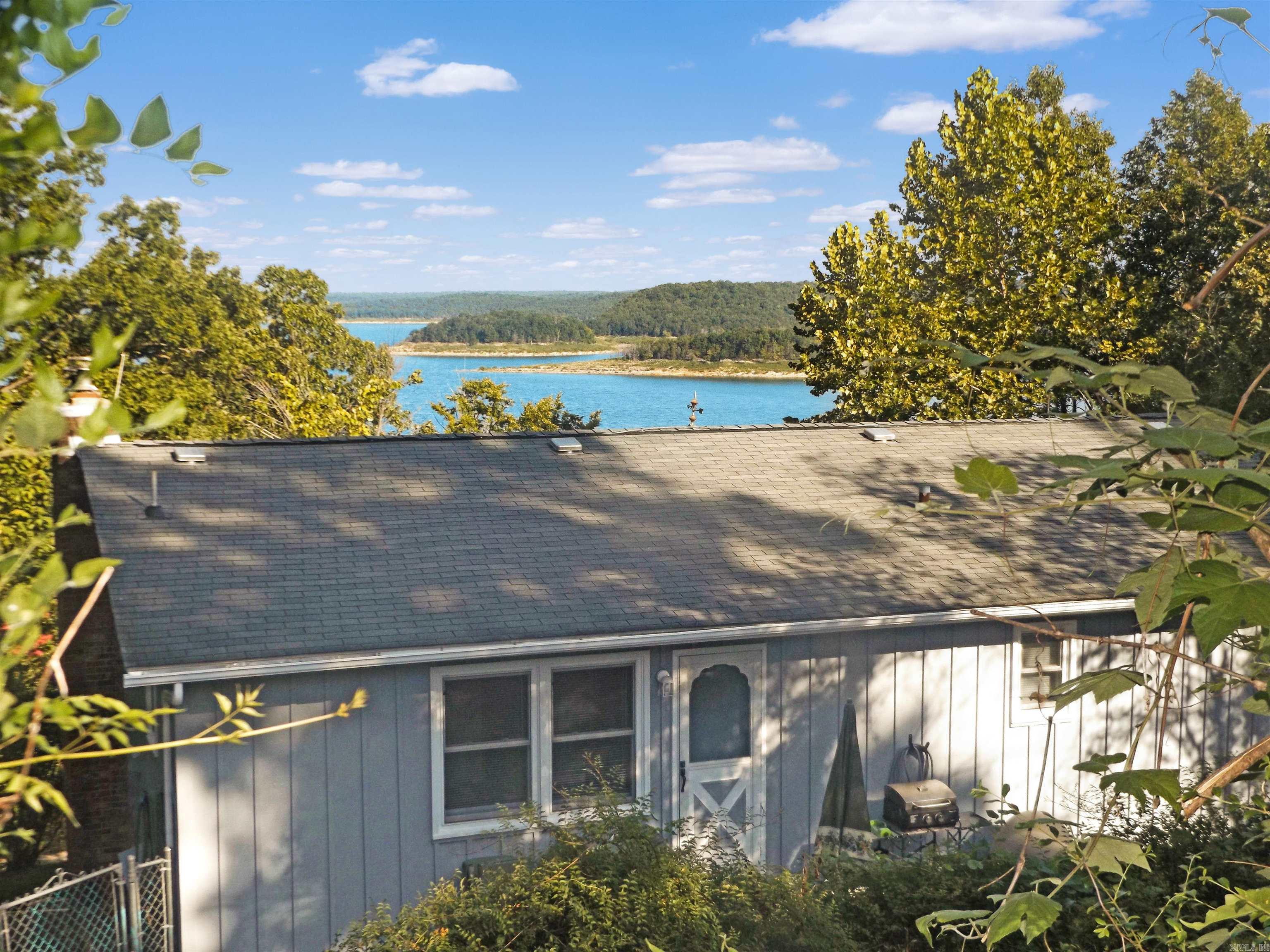 EDGEWOOD BAY - Residential