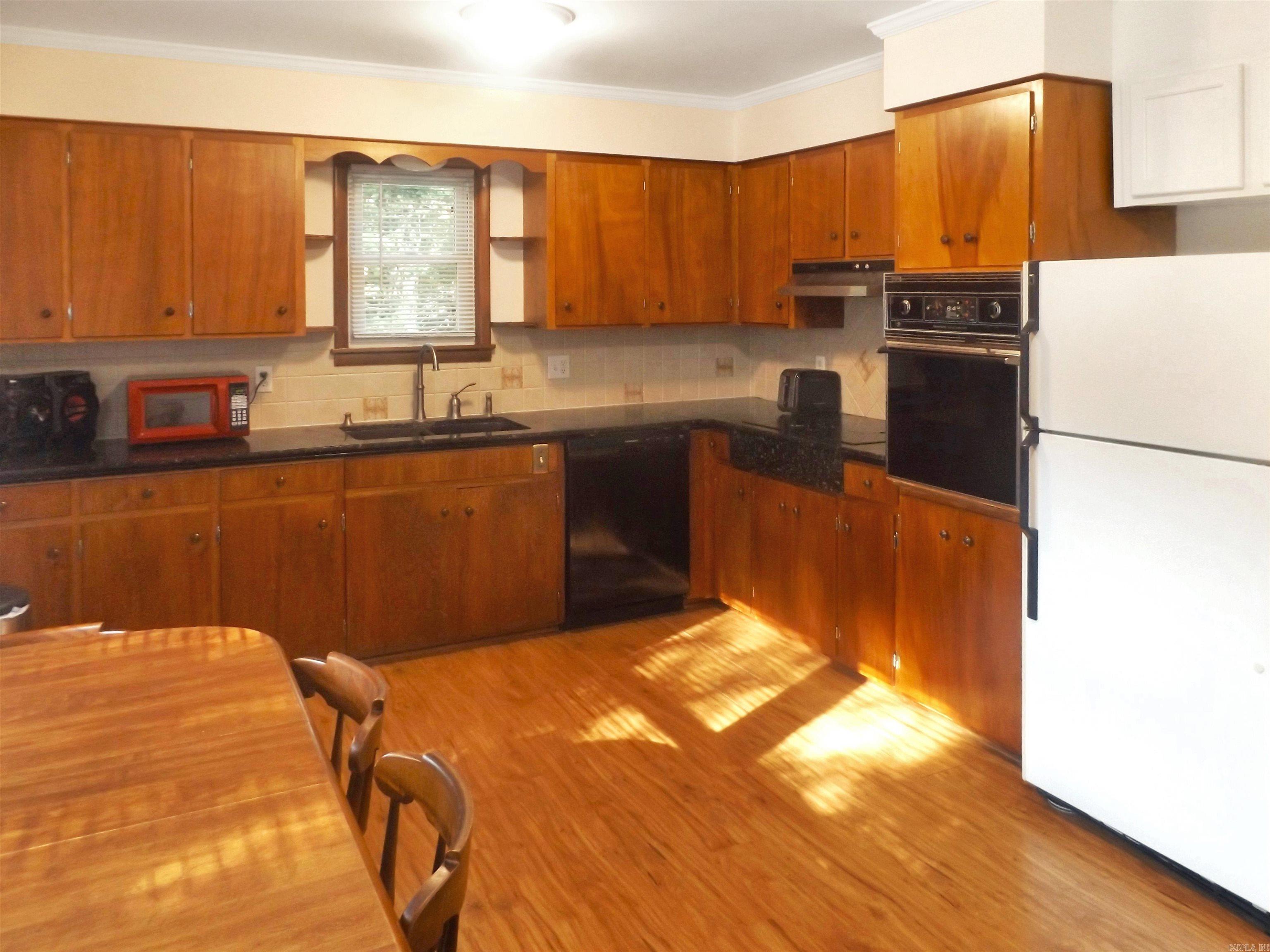 EDGEWOOD BAY - Residential