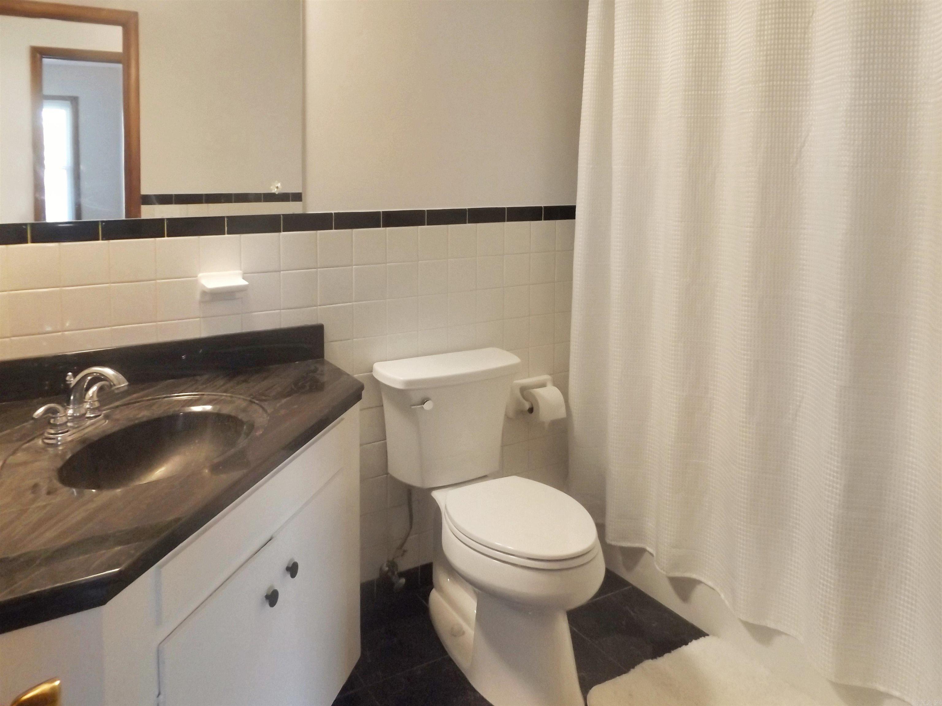 EDGEWOOD BAY - Residential