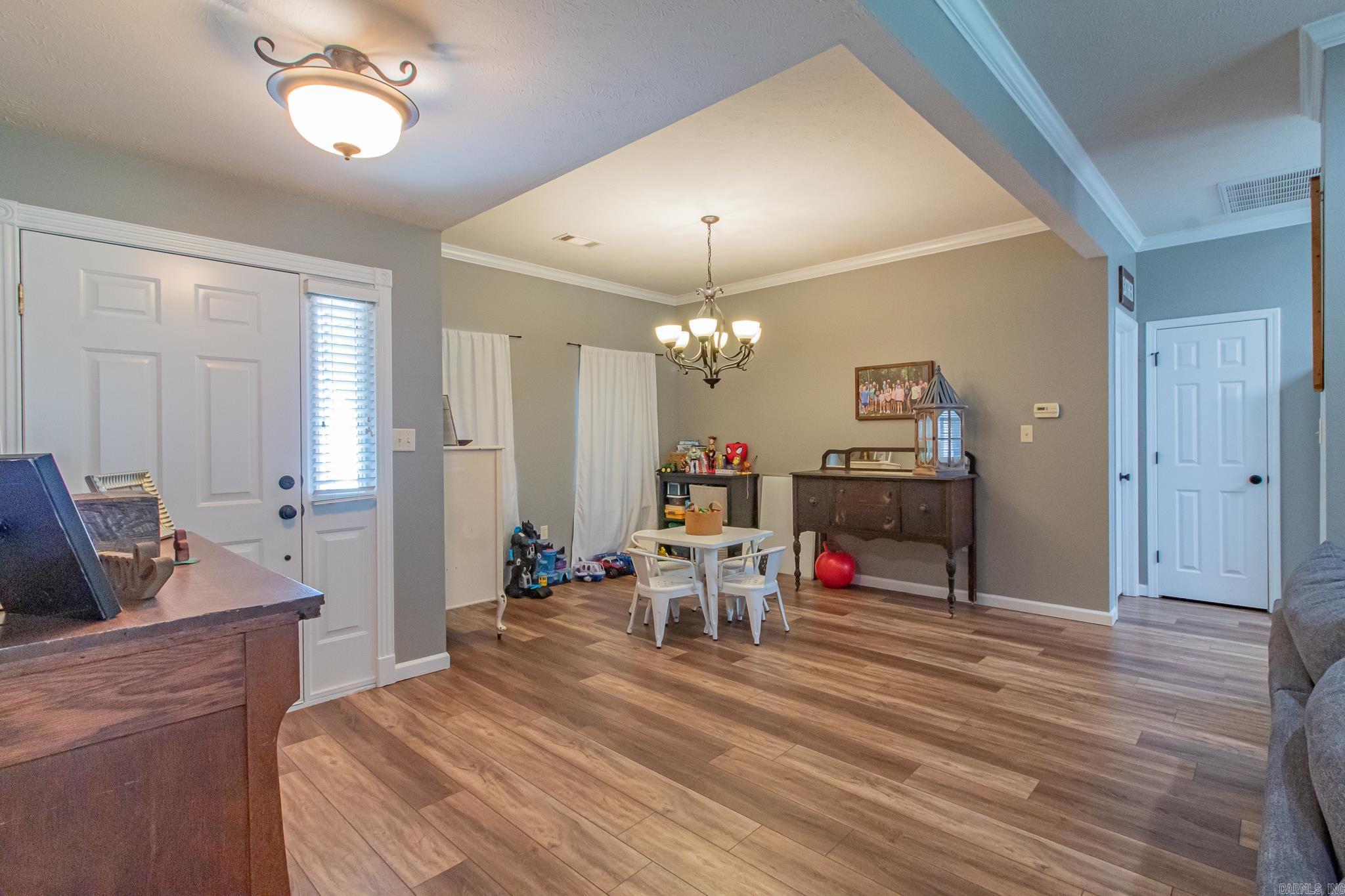 TRAILS END SUB CORRECTION - Residential