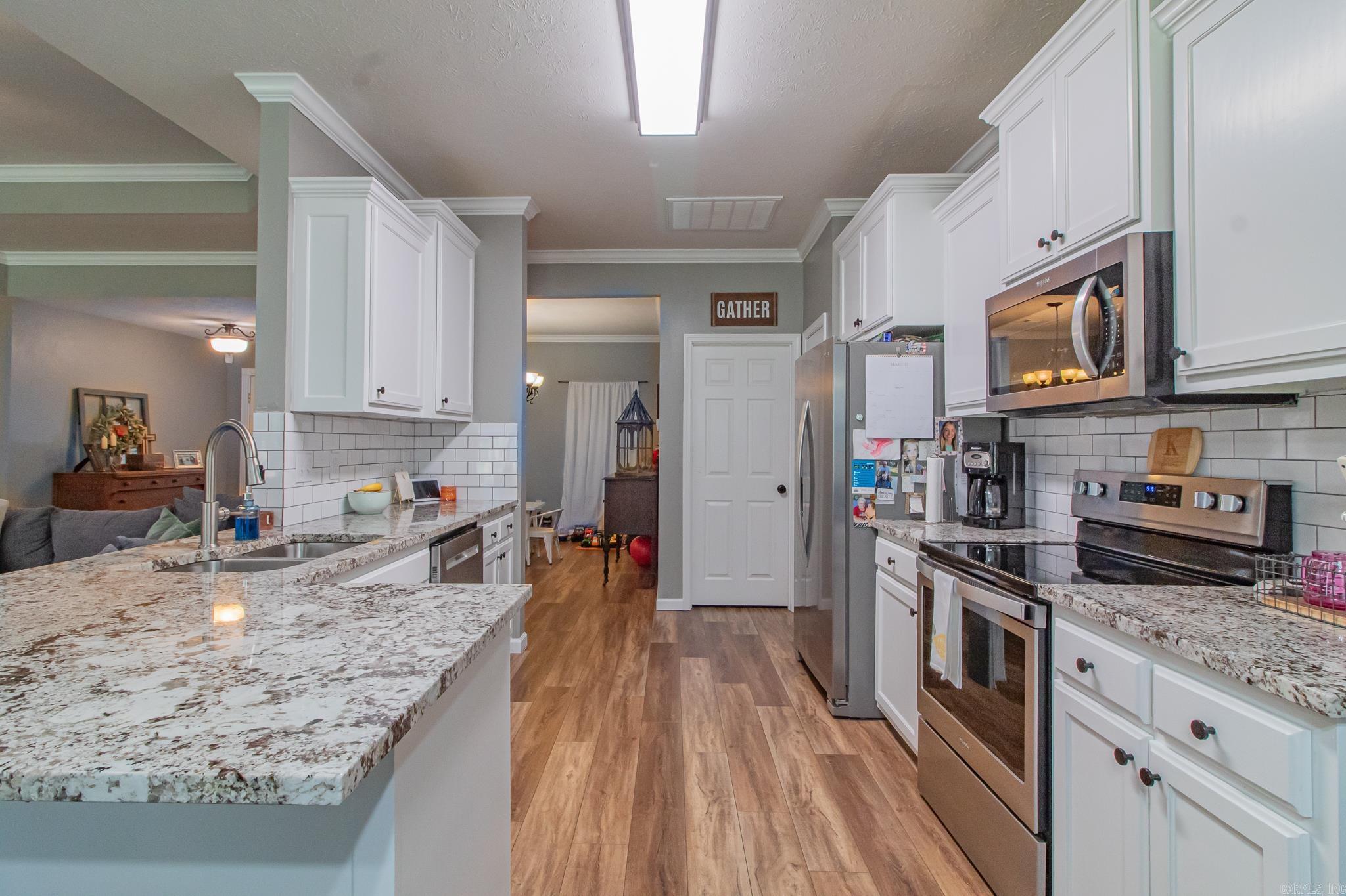 TRAILS END SUB CORRECTION - Residential