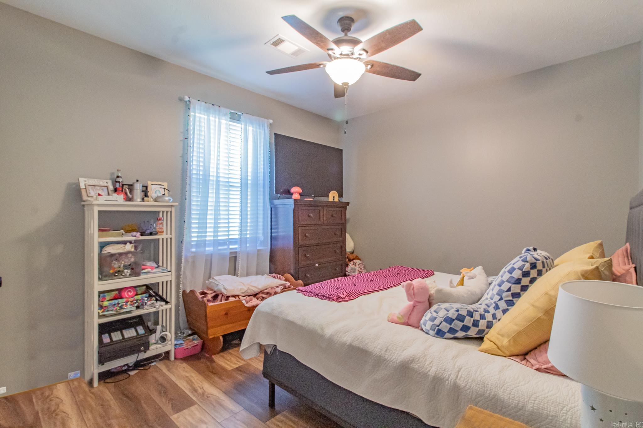 TRAILS END SUB CORRECTION - Residential