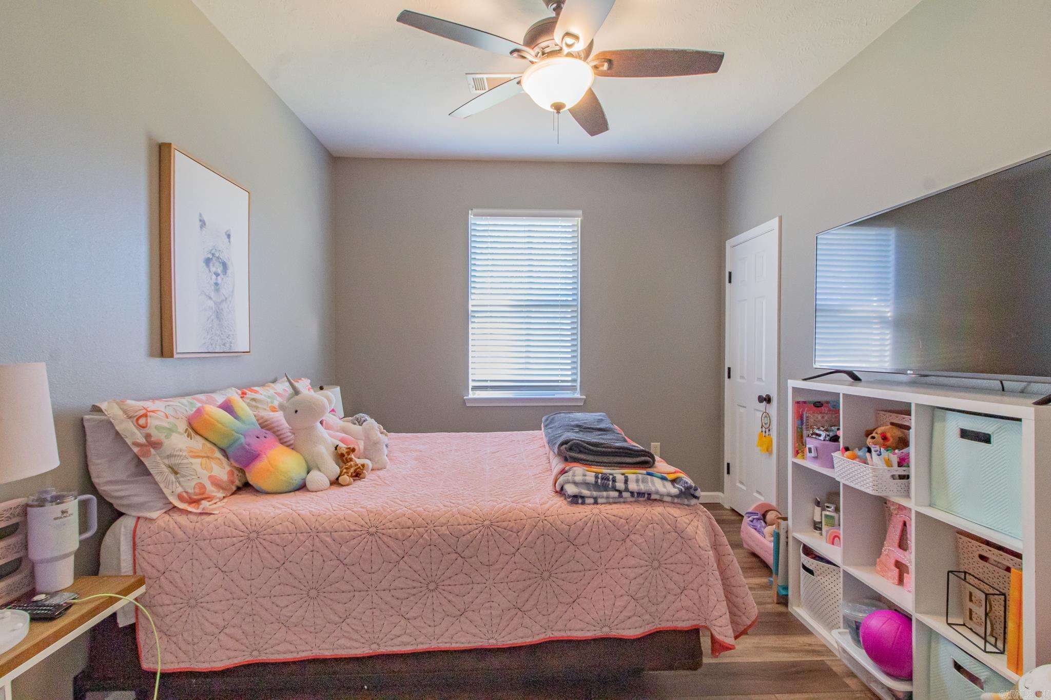 TRAILS END SUB CORRECTION - Residential