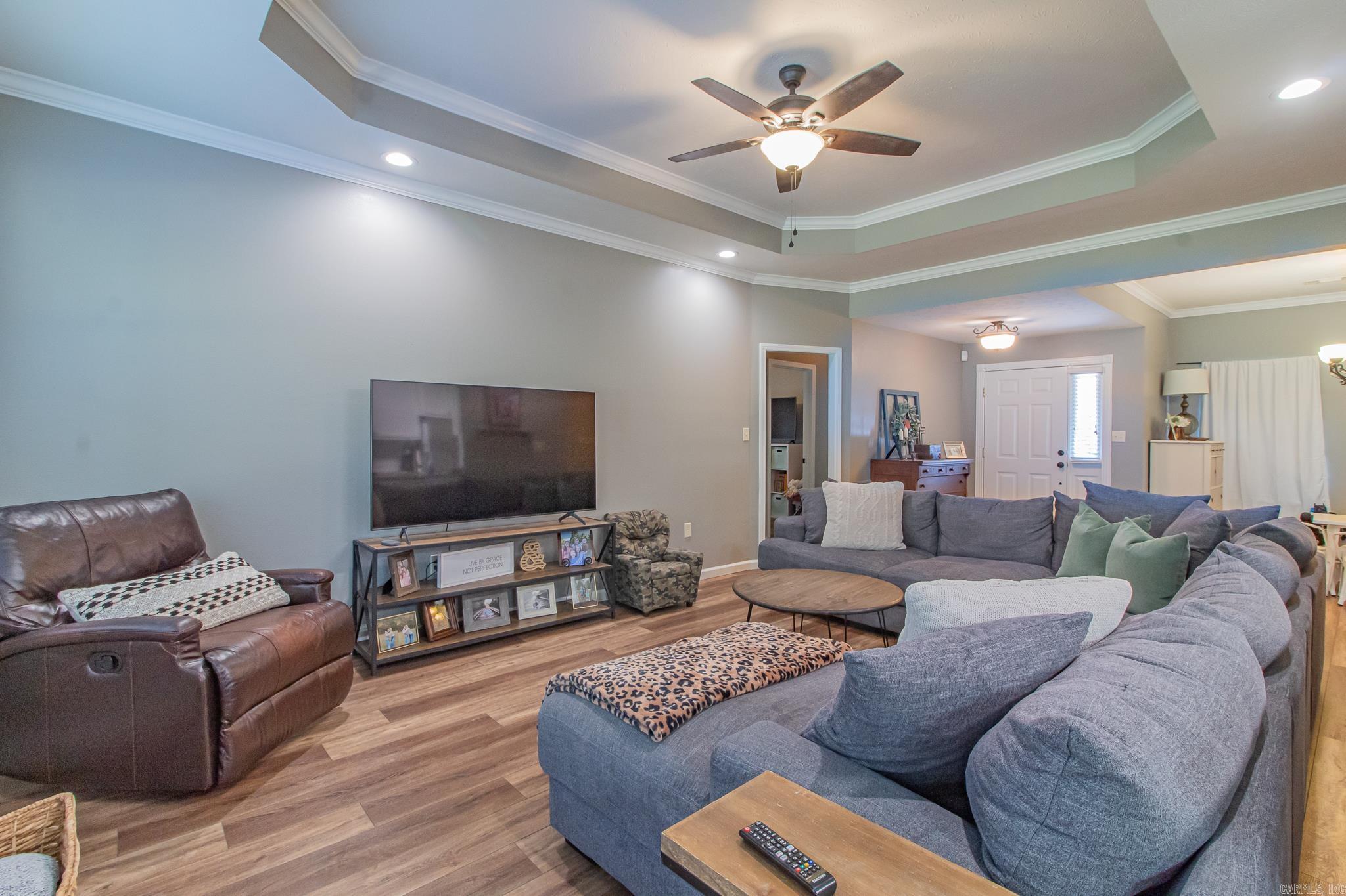 TRAILS END SUB CORRECTION - Residential