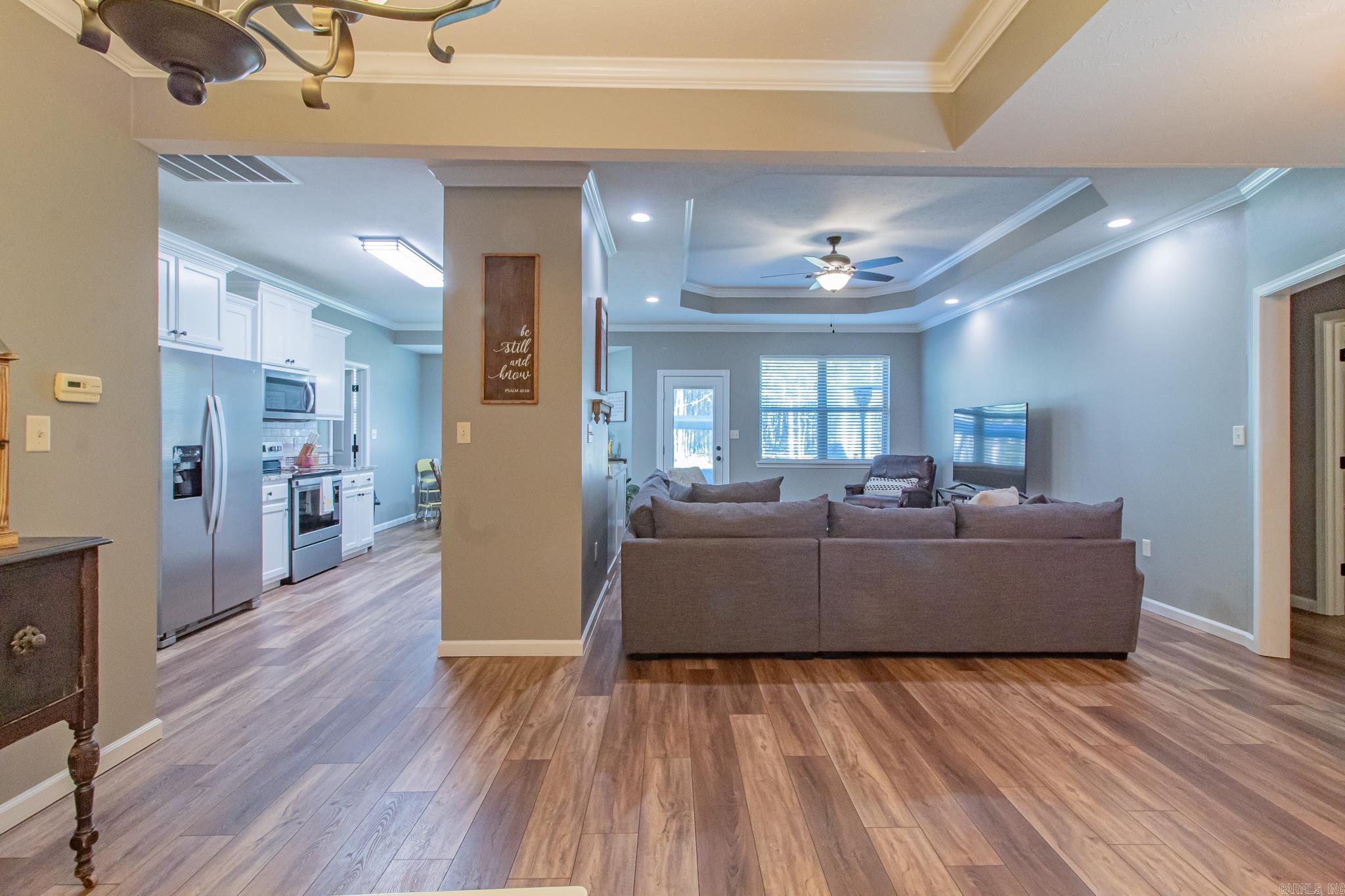 TRAILS END SUB CORRECTION - Residential