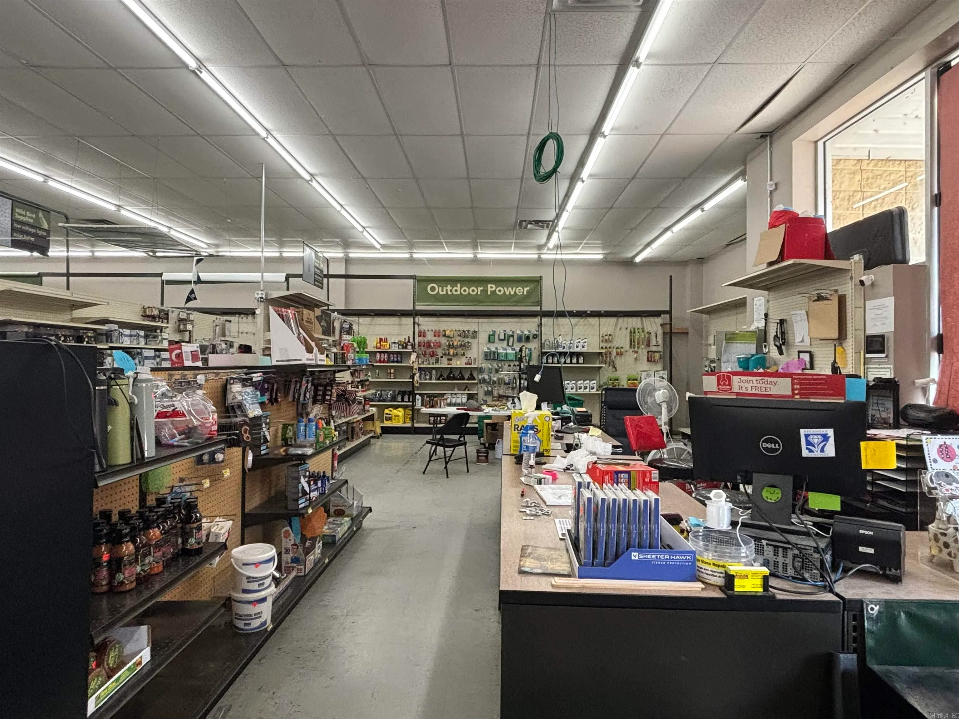 Lonoke, Arkansas 72086, United States, ,Commercial,Active,45475