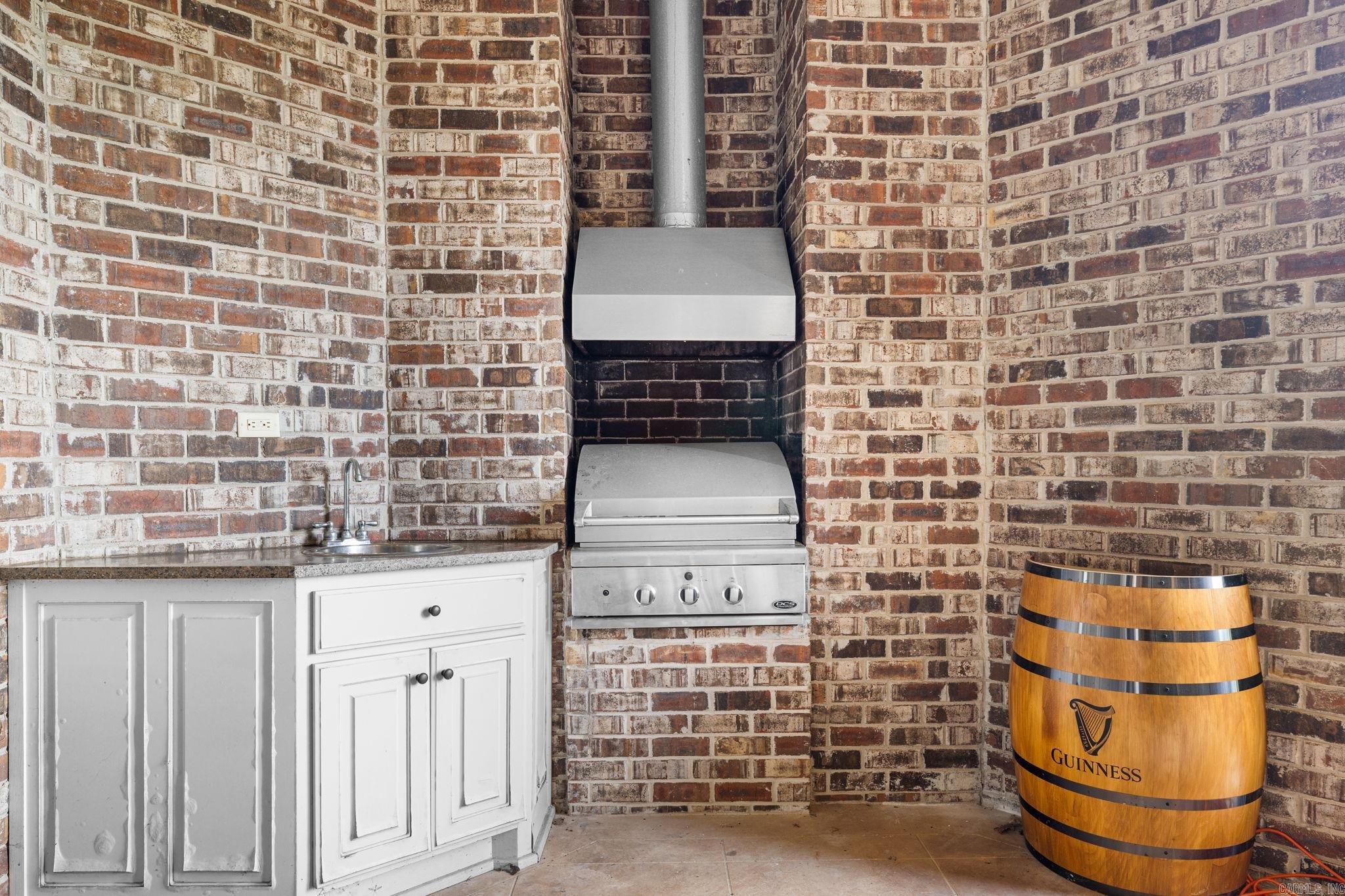 GREYSTONE - Residential