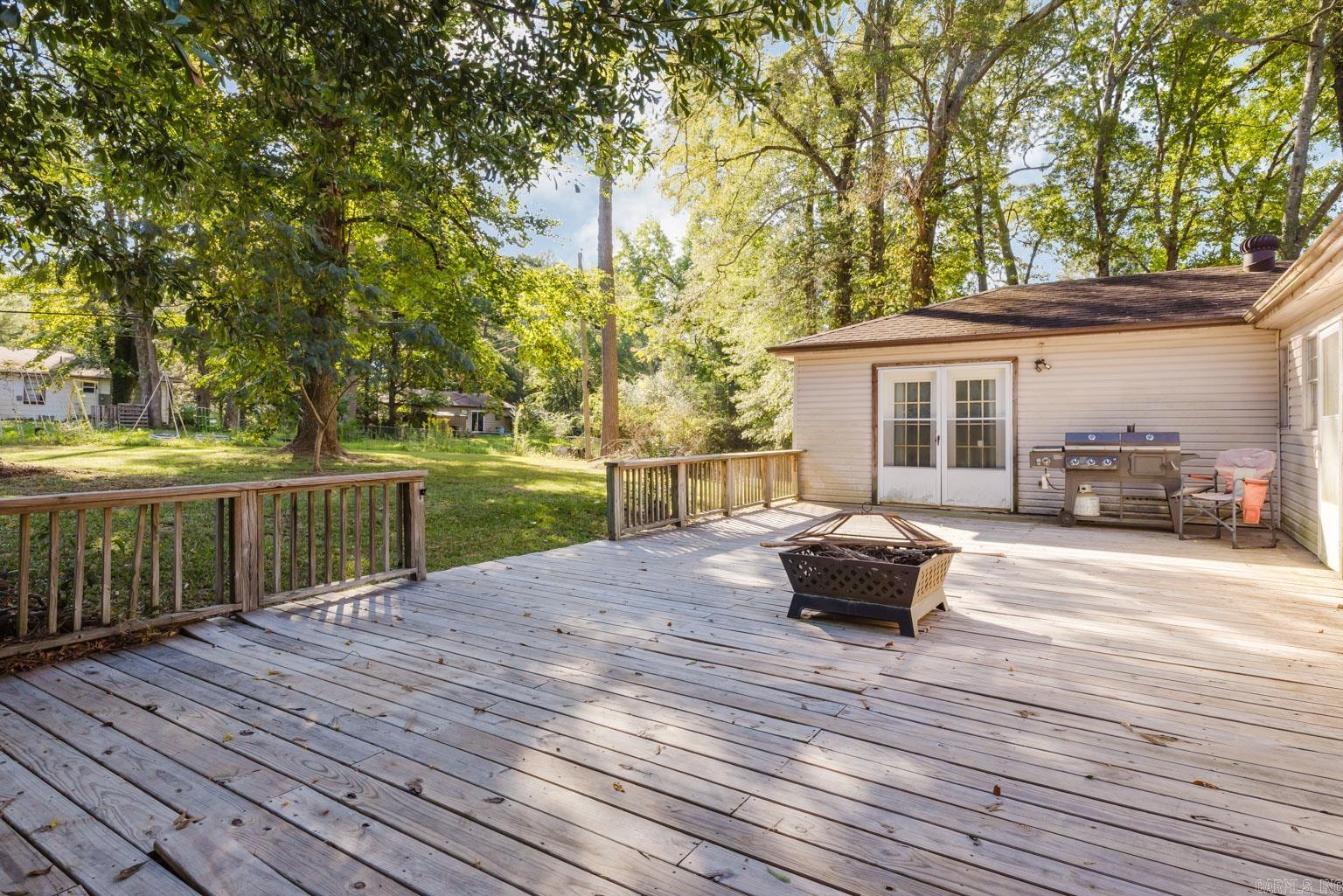 SHANNON HILLS - Residential