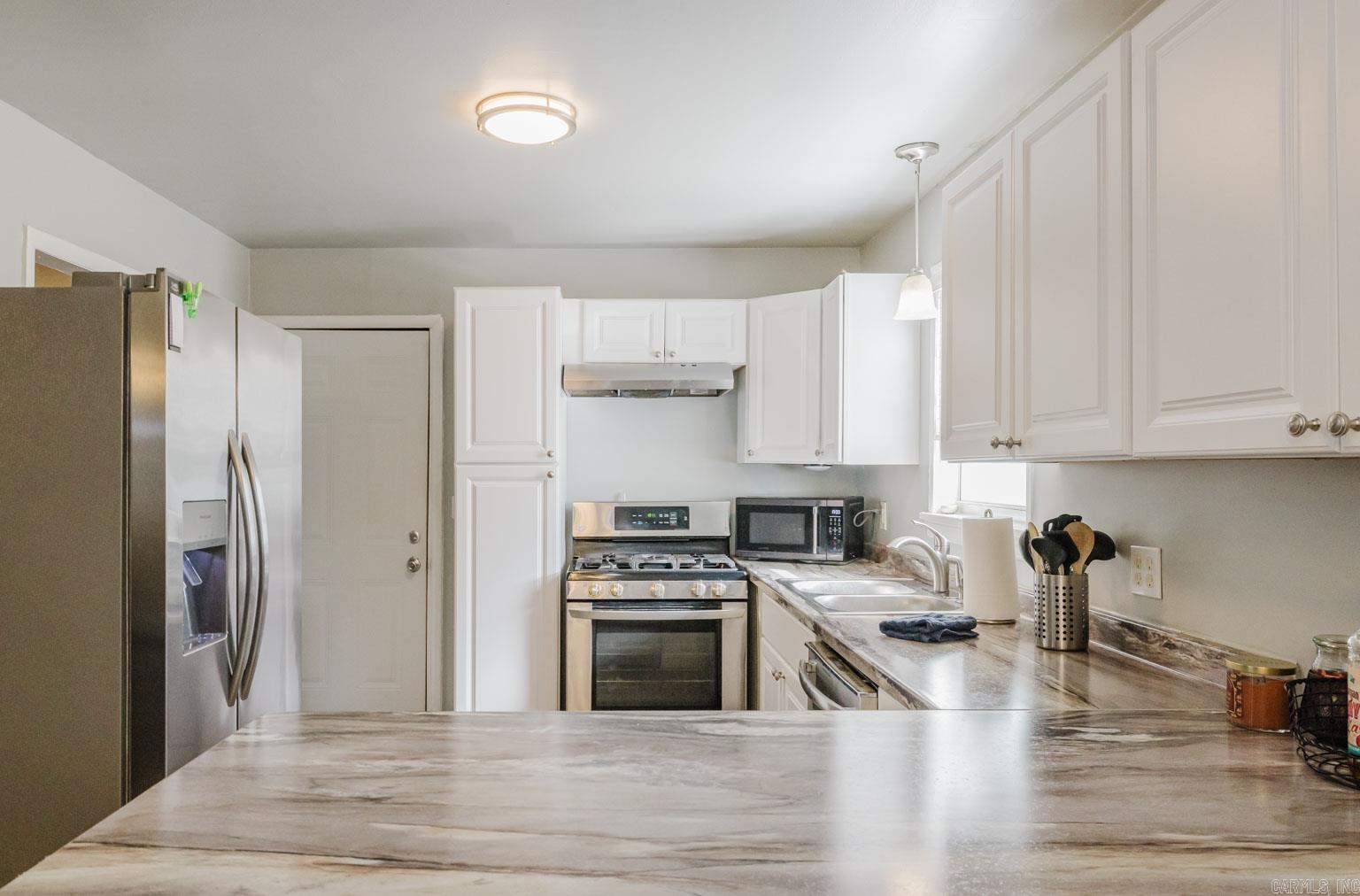 SHANNON HILLS - Residential