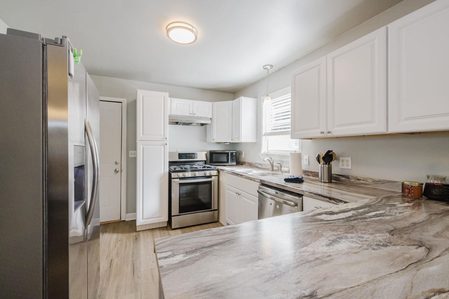 SHANNON HILLS - Residential