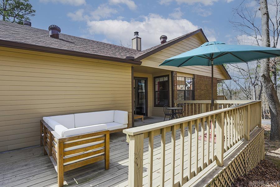 WOODLAND HILLS TO LR - Residential