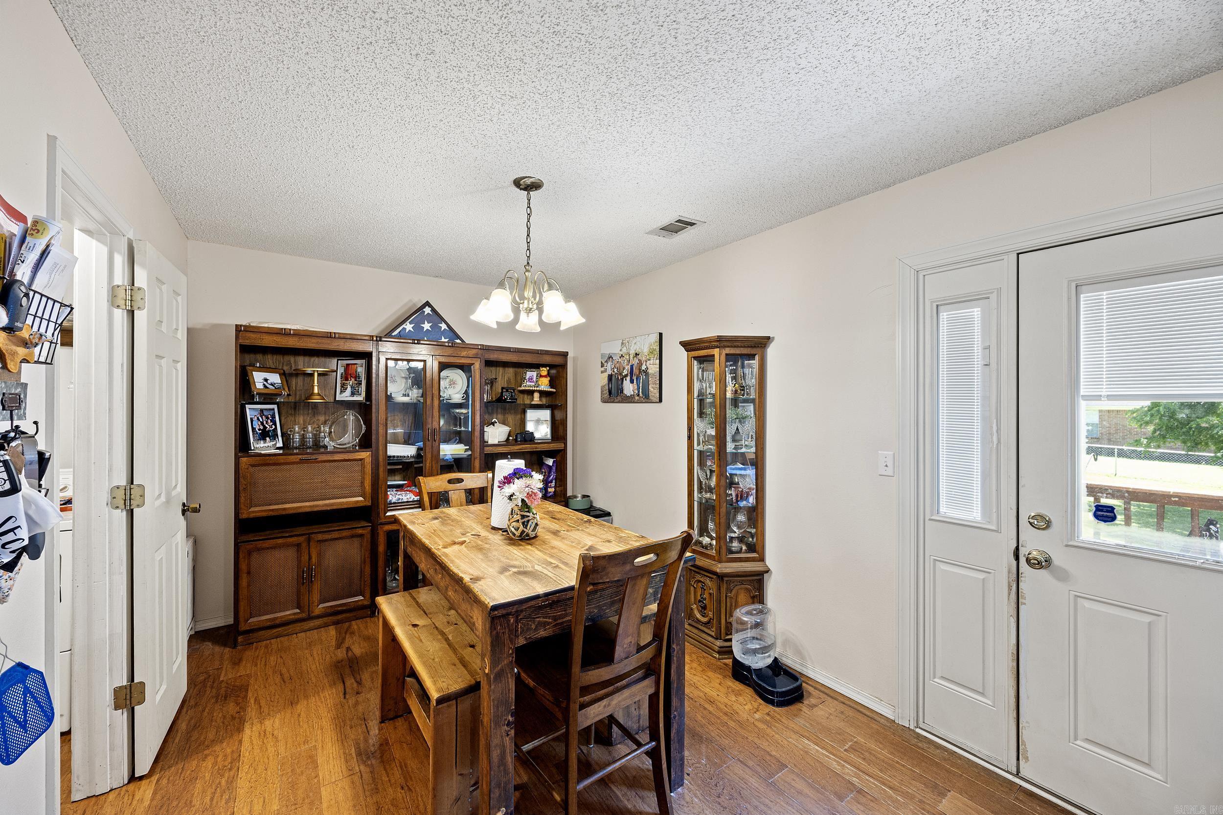 THE MEADOWS - Residential