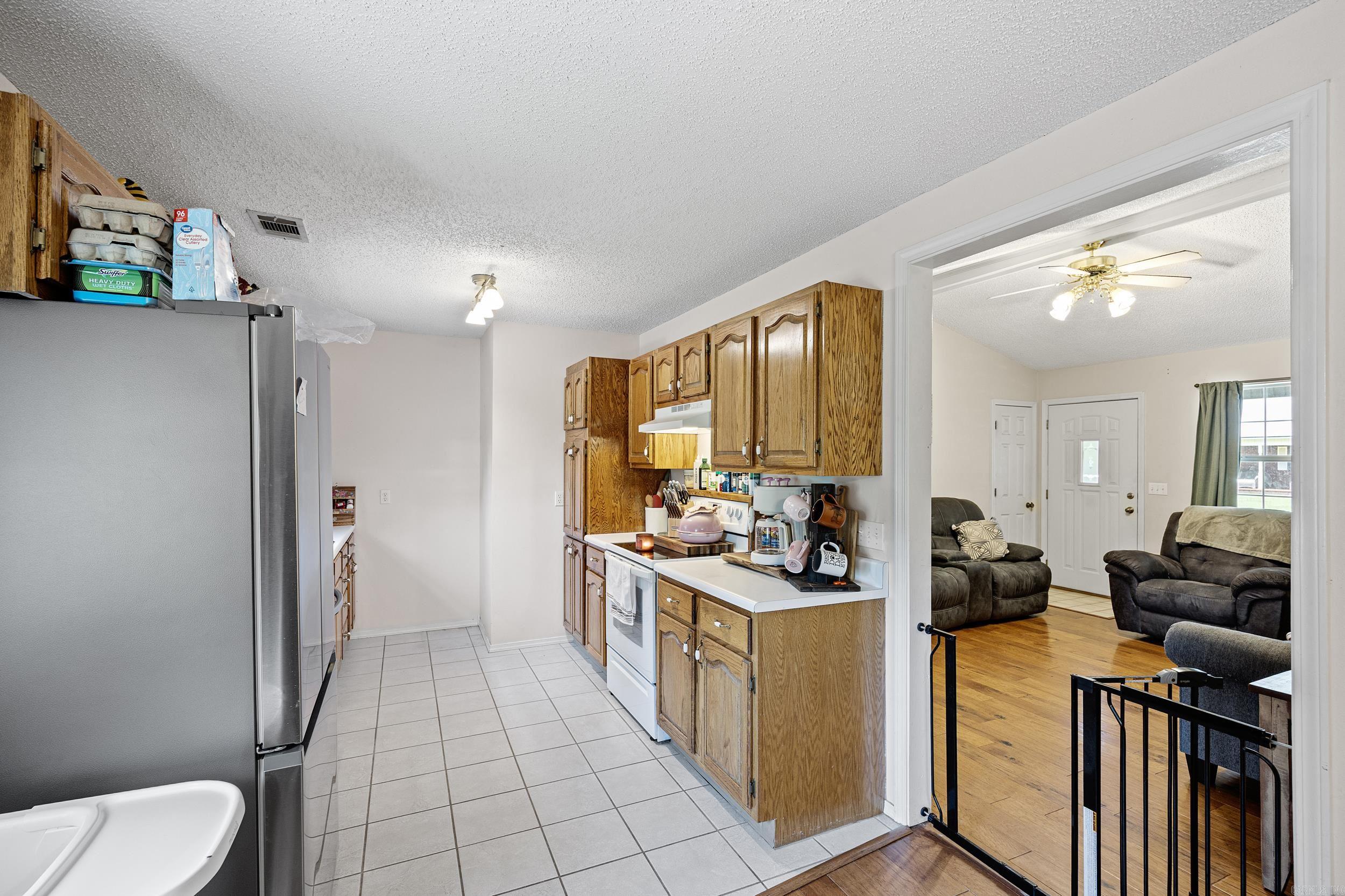 THE MEADOWS - Residential