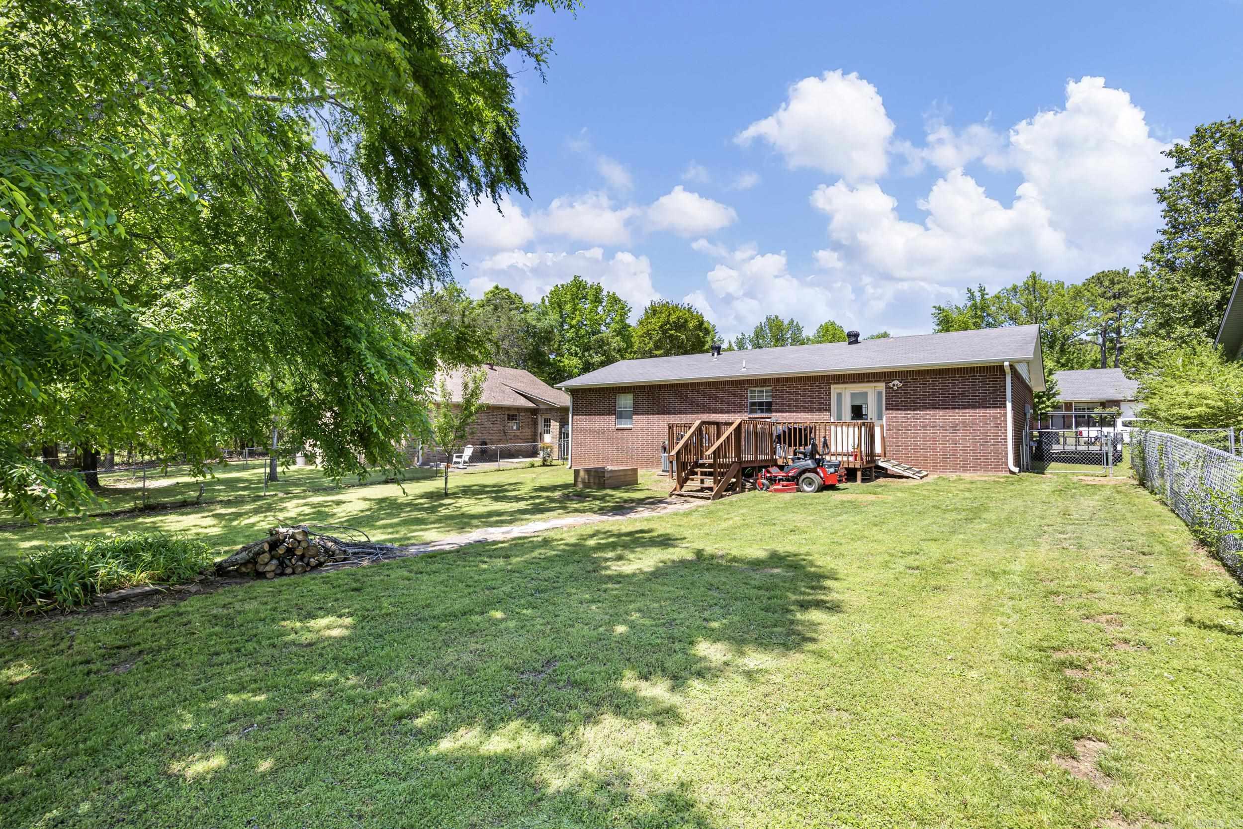 THE MEADOWS - Residential