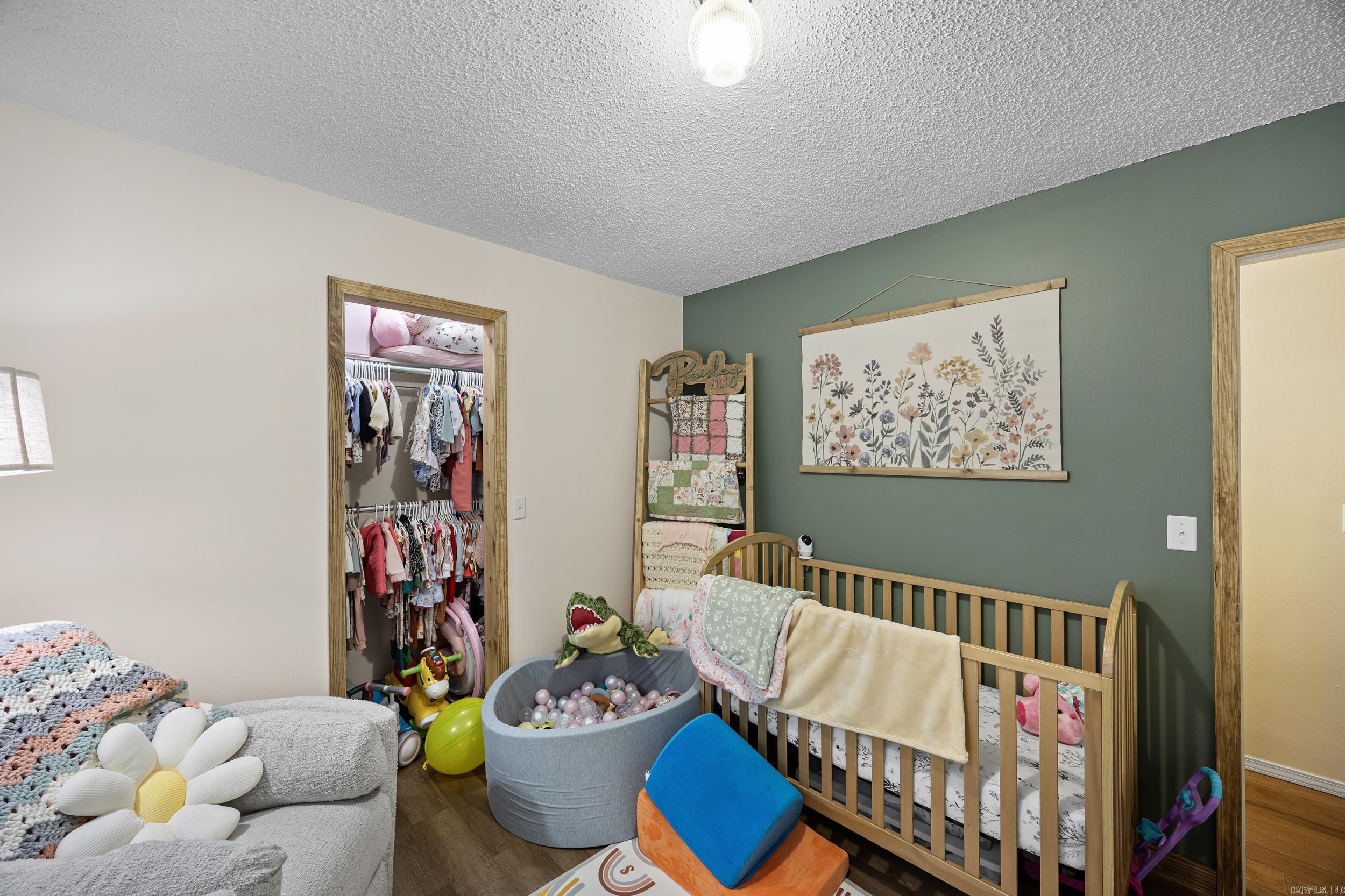 THE MEADOWS - Residential