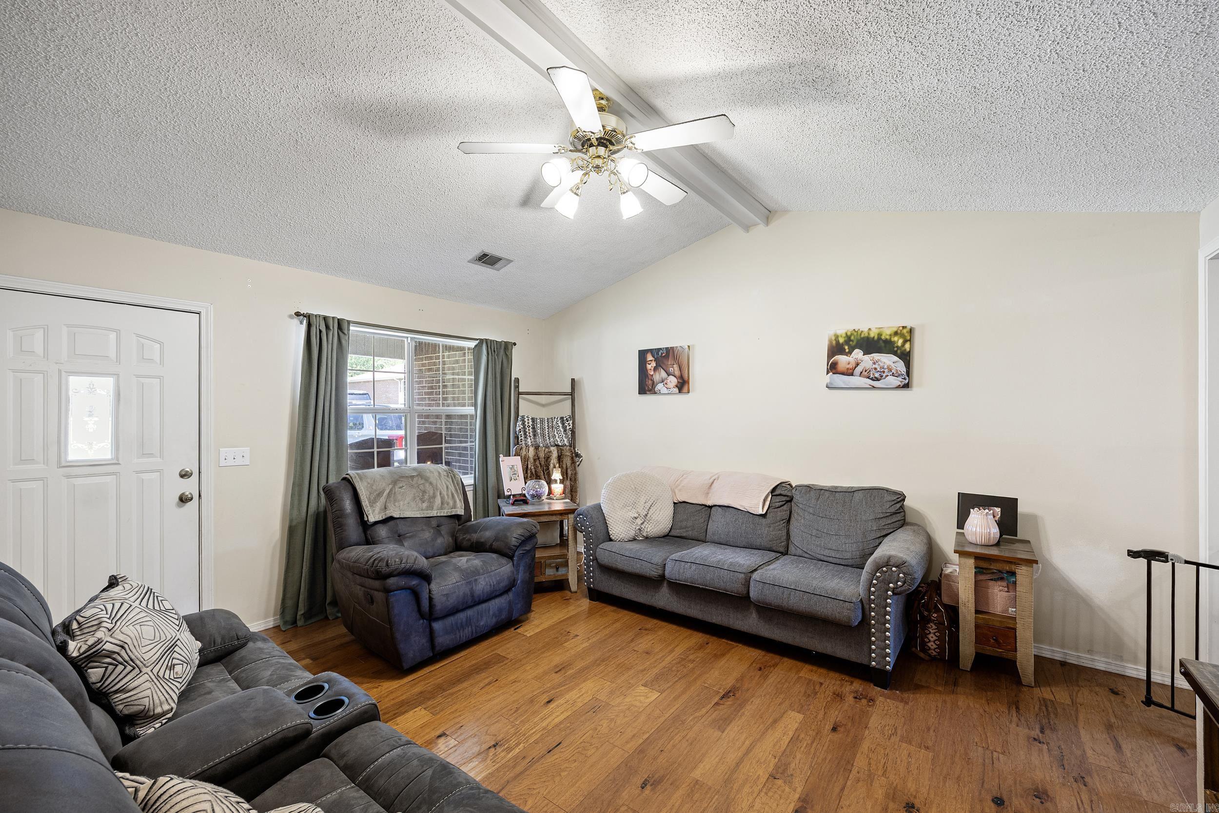 THE MEADOWS - Residential