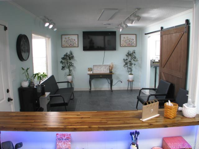 OT Cabot City - Commercial Sale