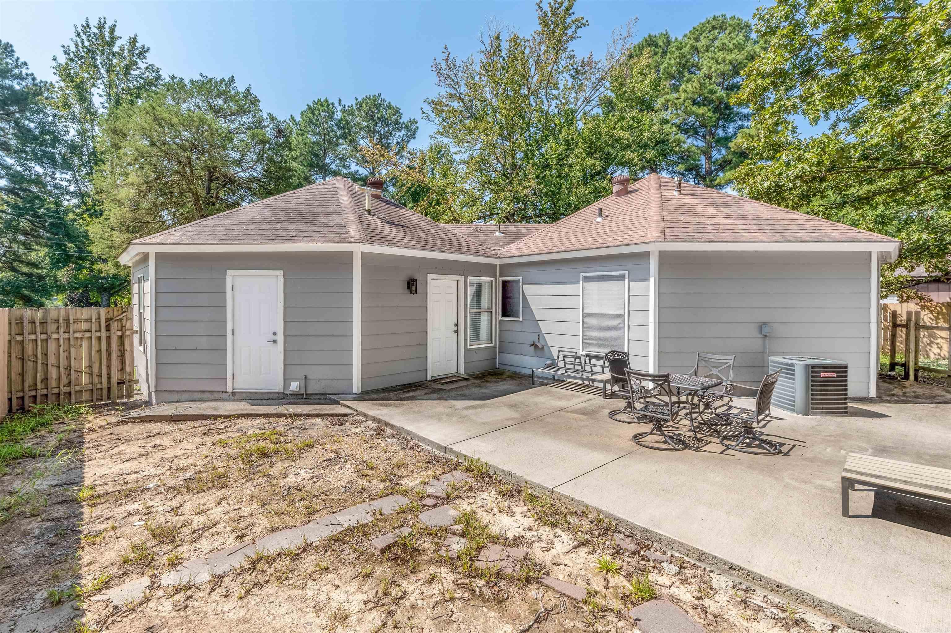 OAKMONT - Residential