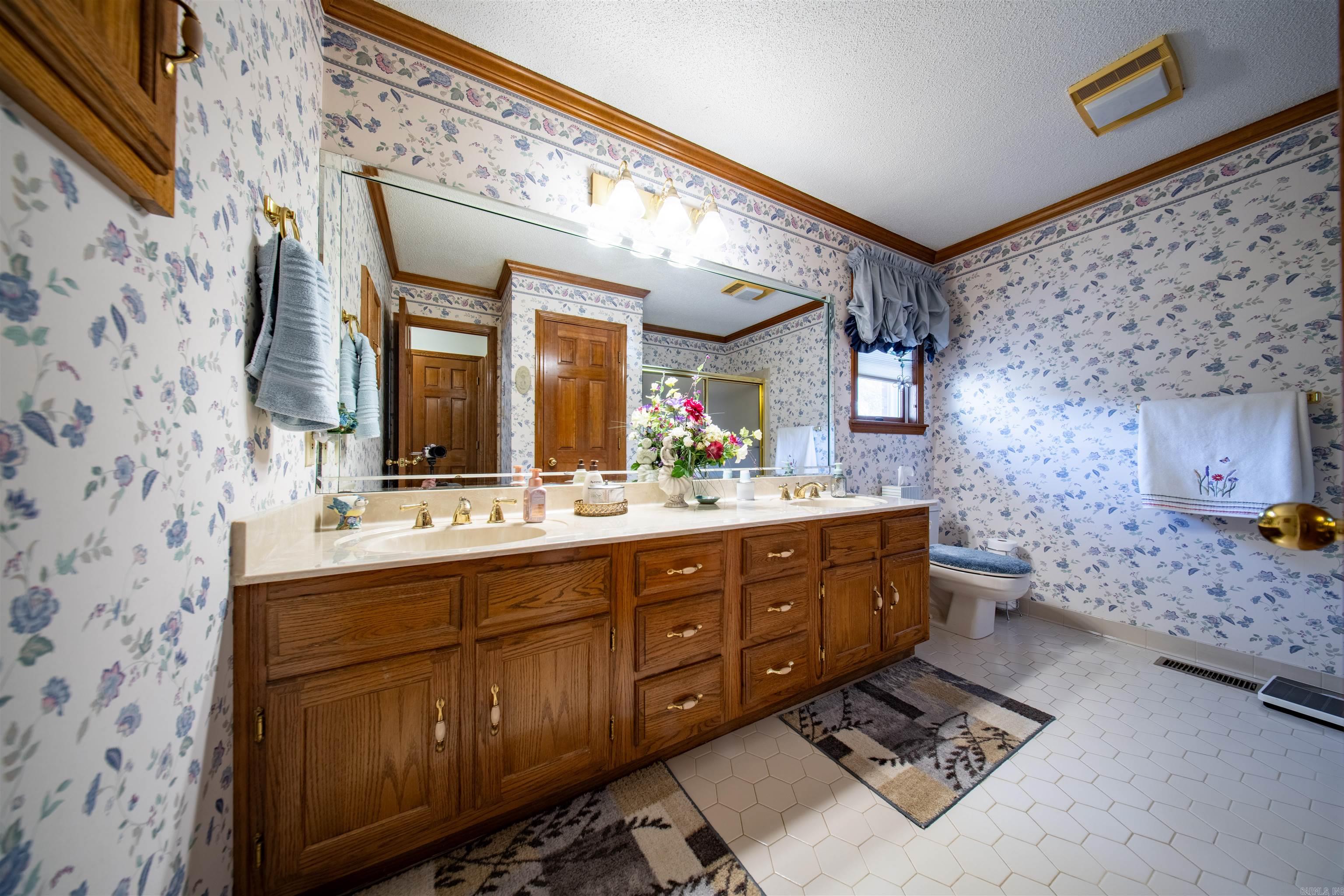 OVERBROOK - Residential