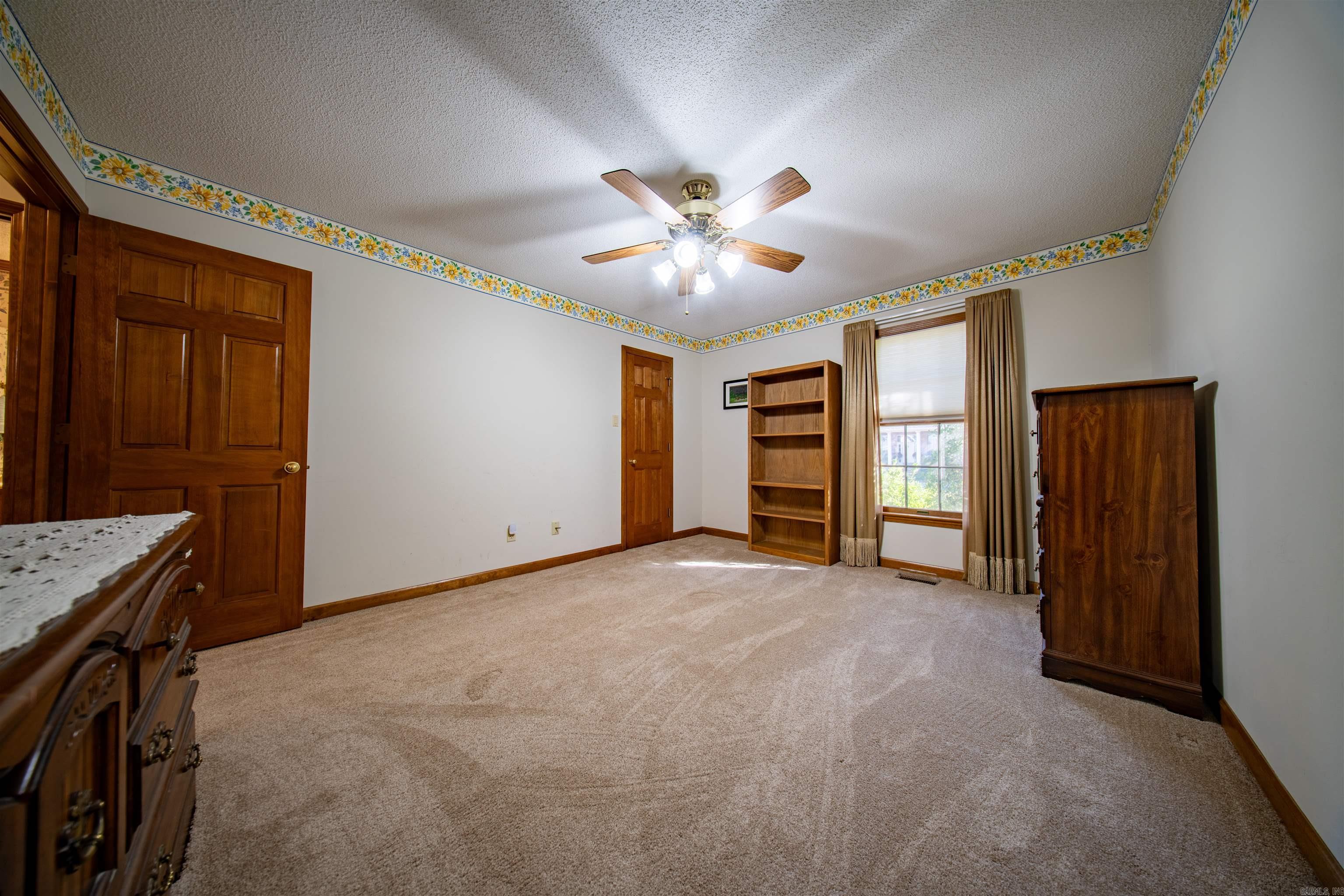 OVERBROOK - Residential