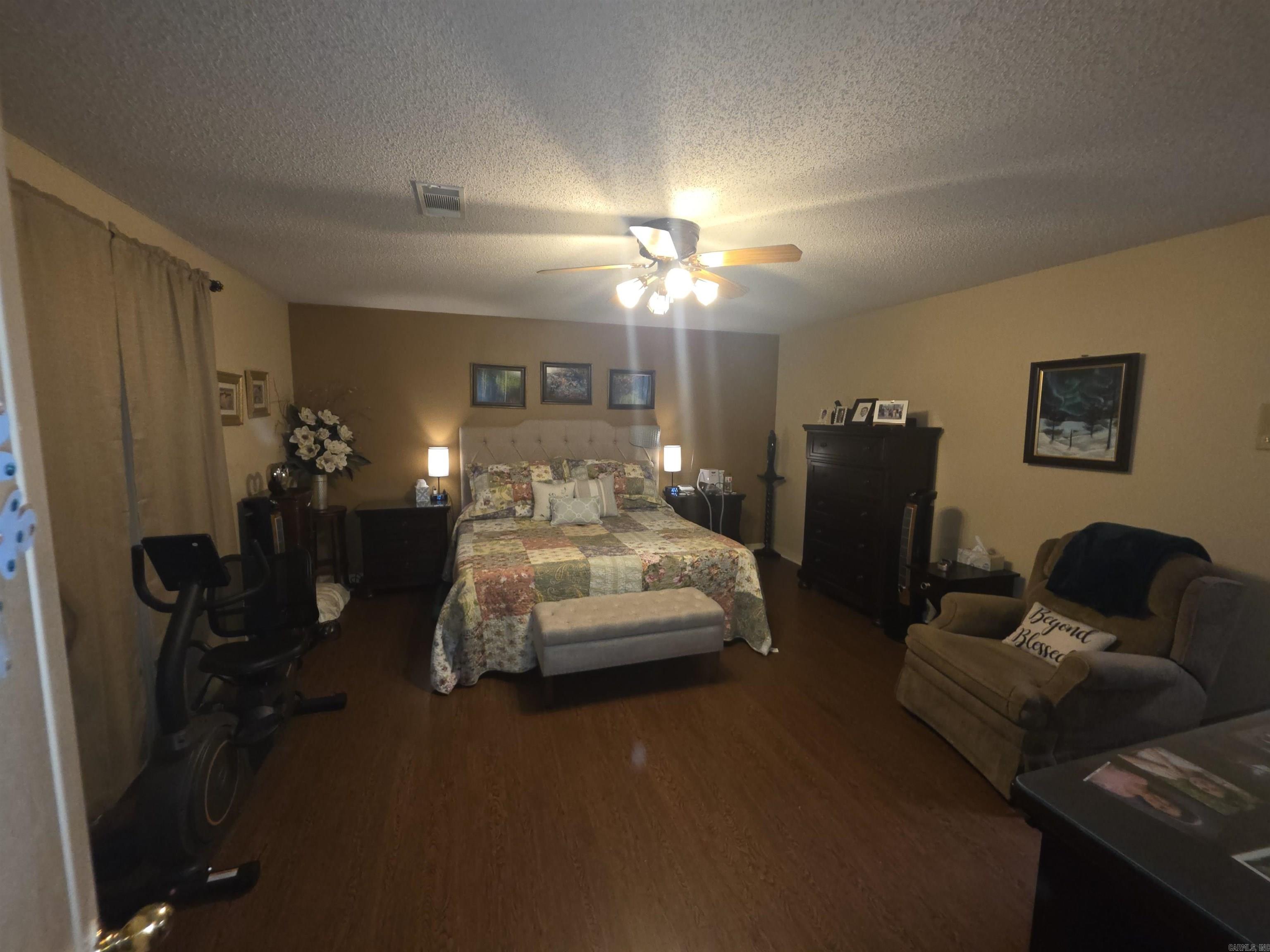 DEER RUN - Residential