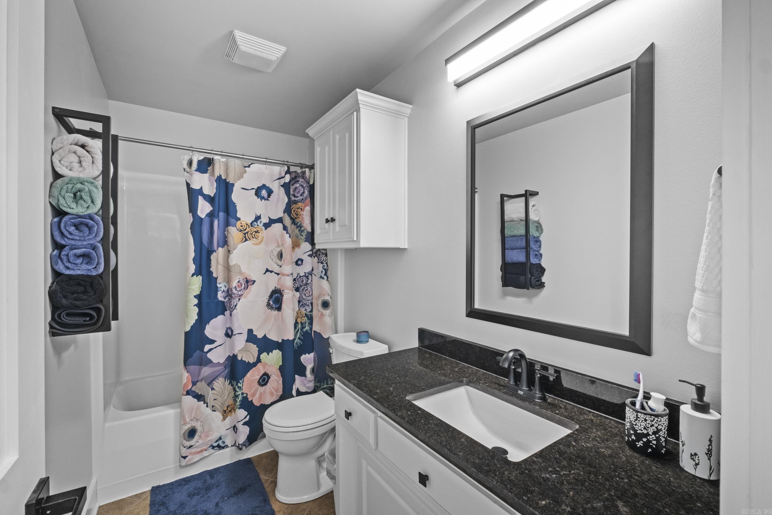 TIFFANY ESTATES - Residential